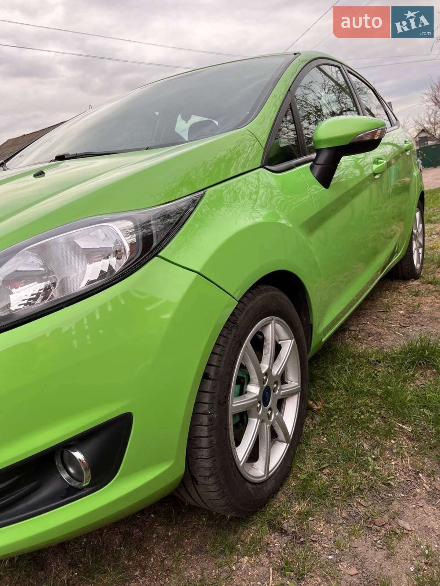 Ford Fiesta 2014 VIN 3FADP4BJ9FM110499 фото оголошення 3 з 19