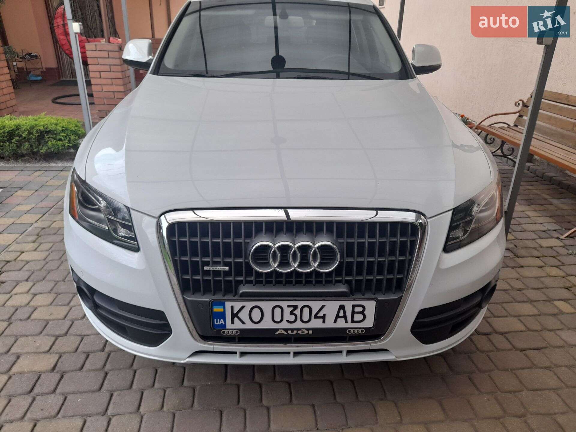 Audi Q5 2012 VIN WA1LFAFP2CA089407 фото оголошення 2 з 11
