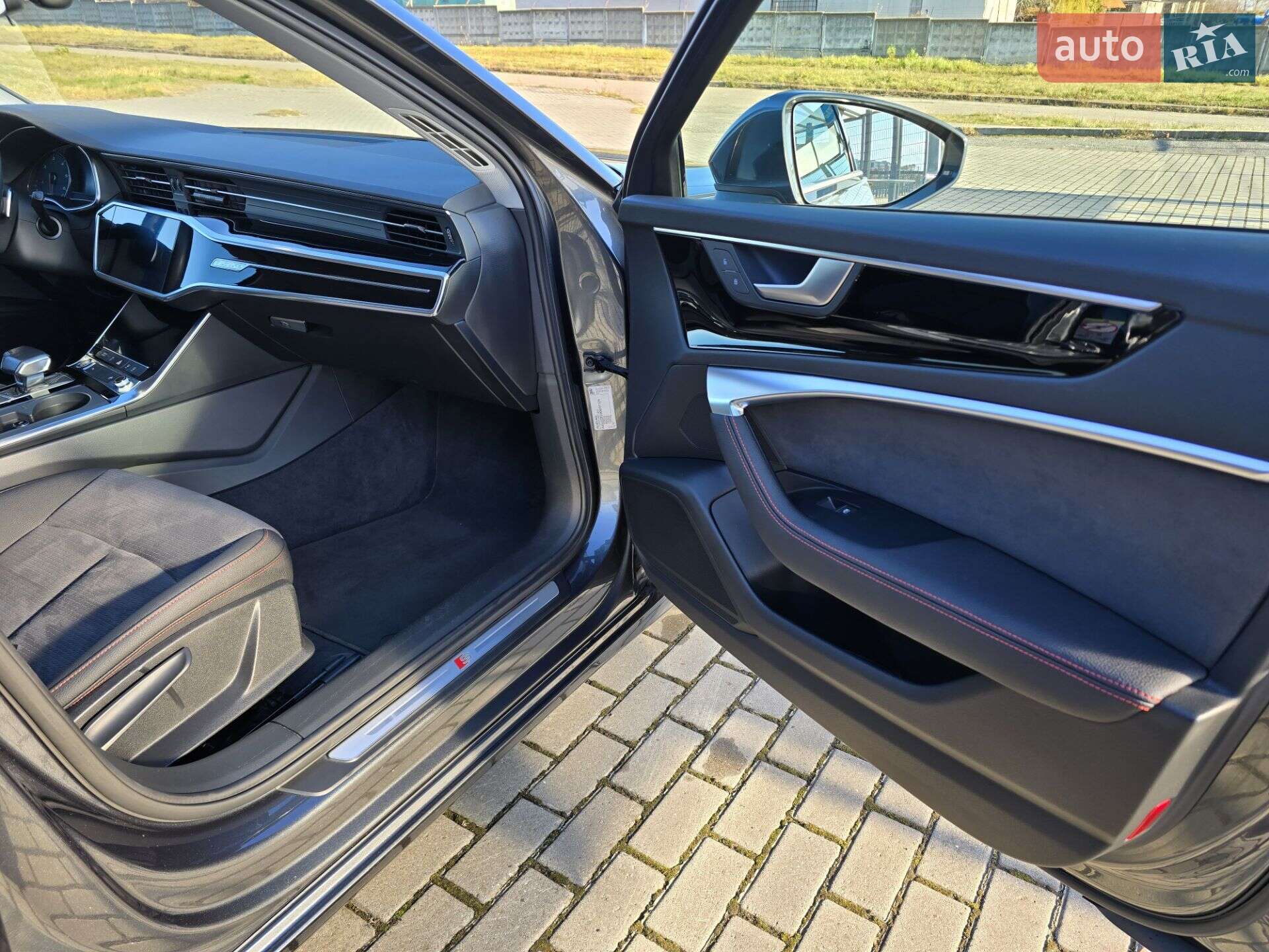 Audi A6 2019 VIN WAUZZZF26KN081129 фото оголошення 20 з 25