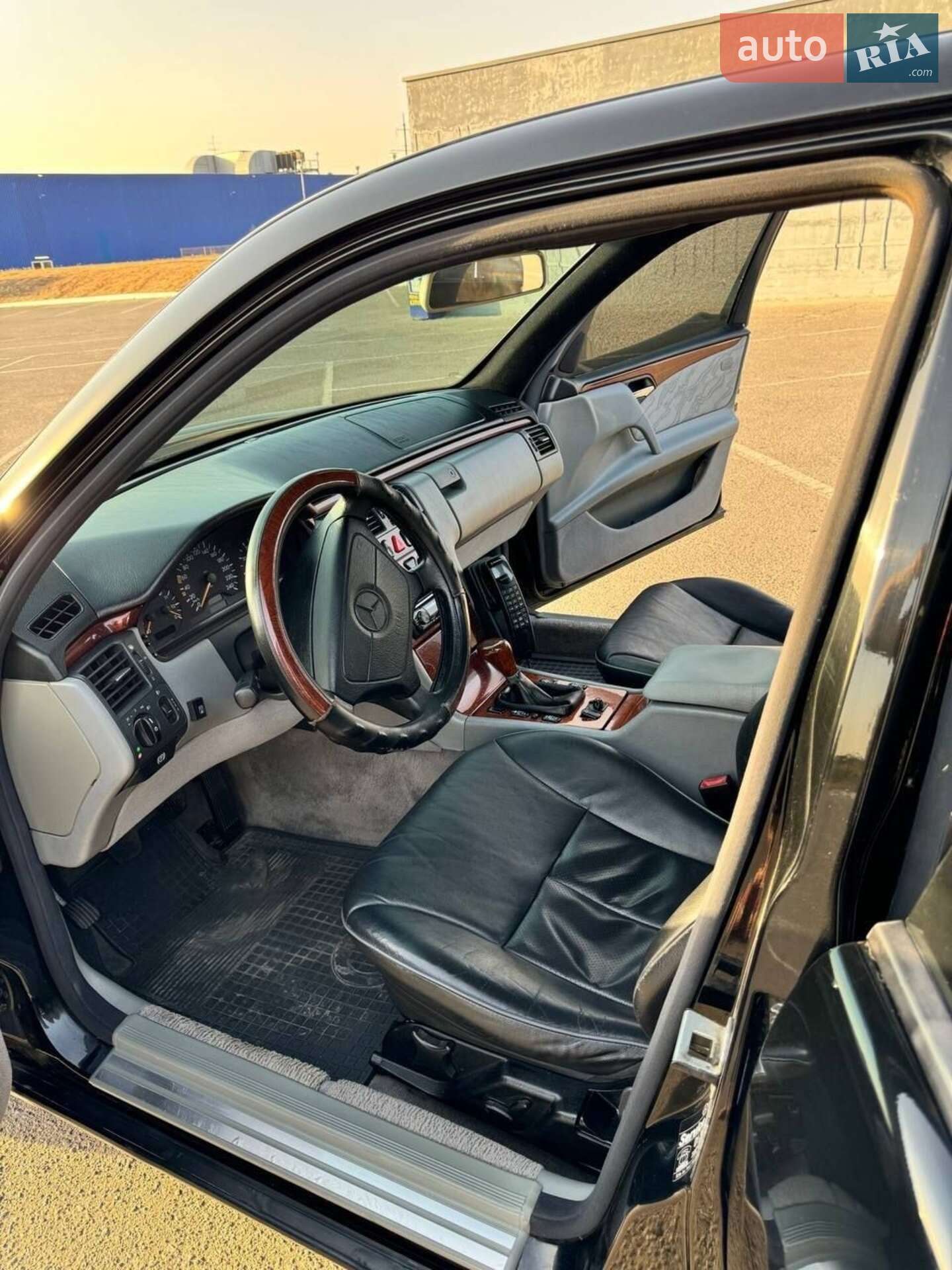 Mercedes-Benz E-Class 1998 VIN WDB2100351A618337 фото оголошення 5 з 12