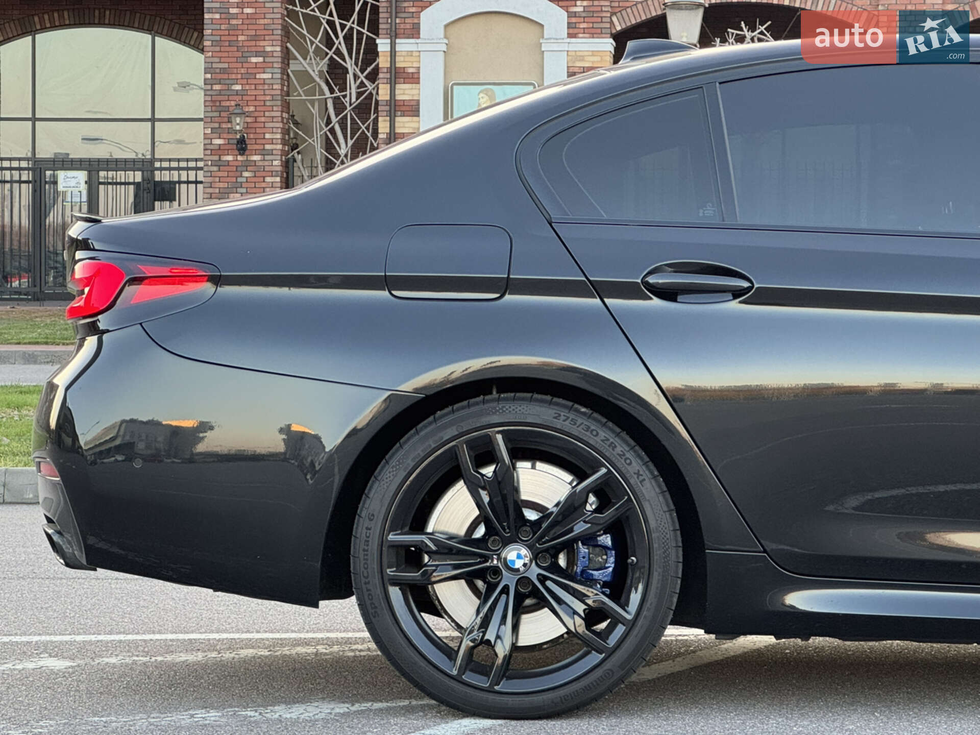BMW 5 Series 2021 VIN WBA13BK08MCG38585 фото оголошення 5 з 52