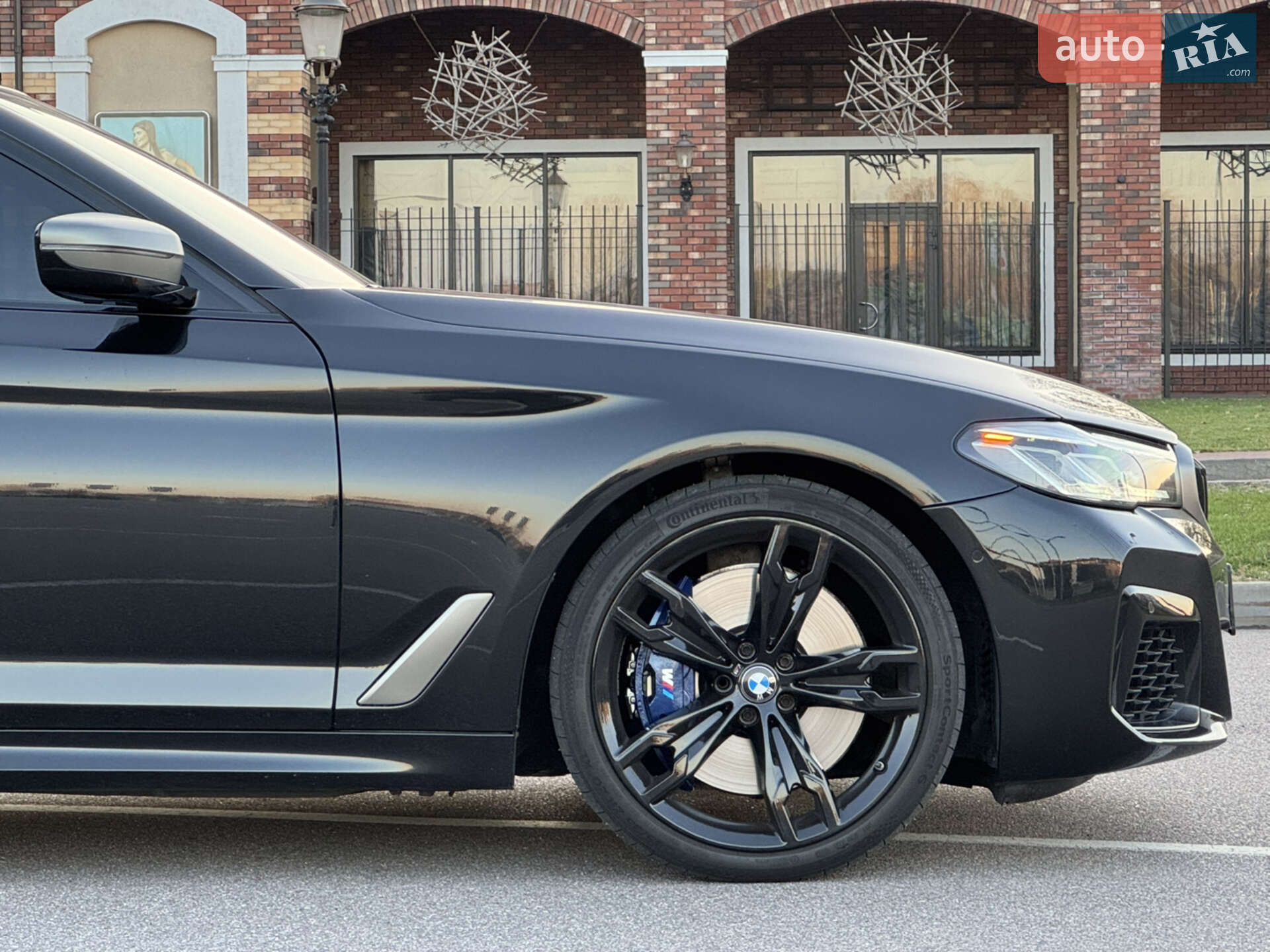 BMW 5 Series 2021 VIN WBA13BK08MCG38585 фото оголошення 6 з 52