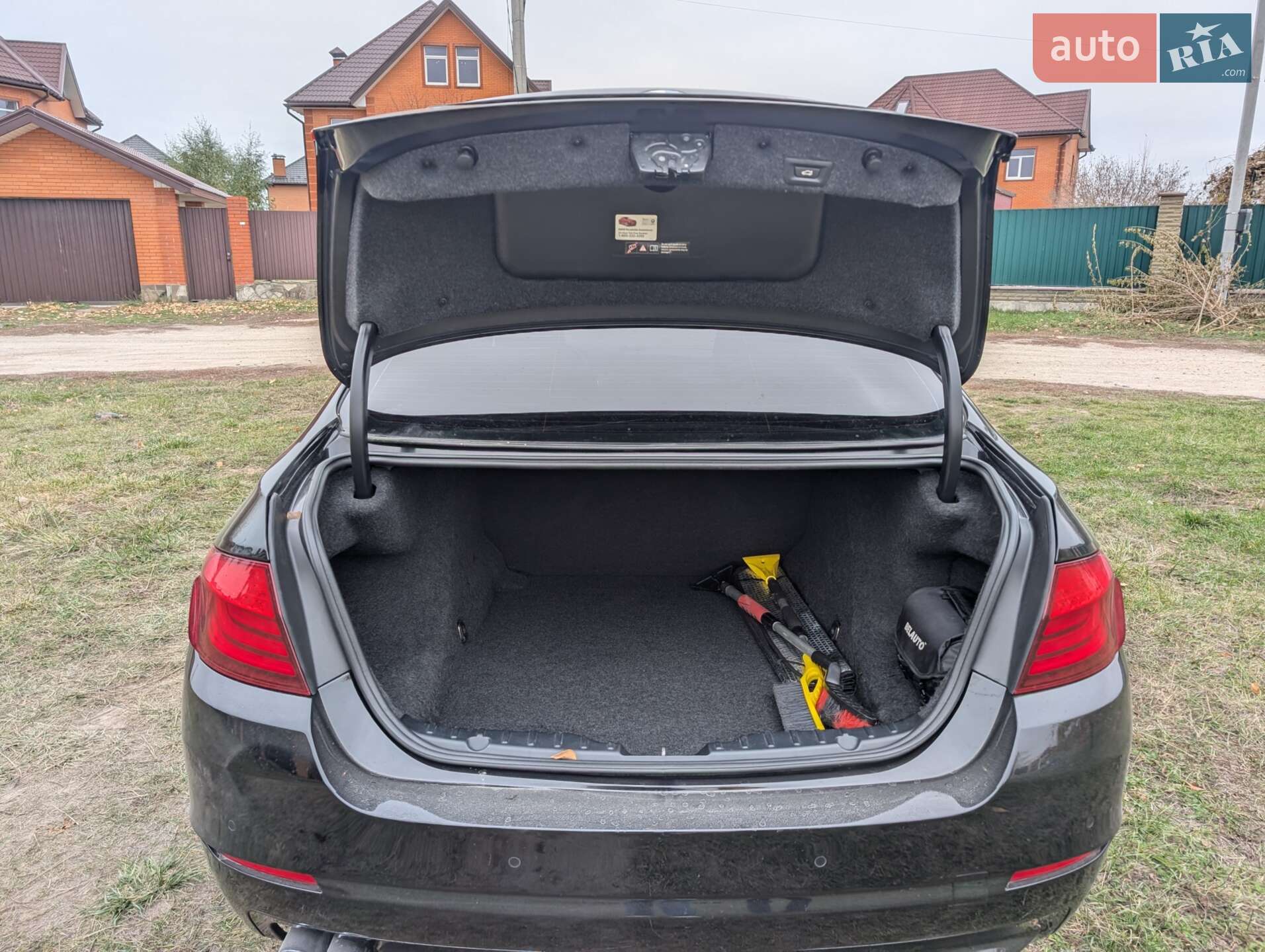 BMW 5 Series 2011 VIN WBAXH5C55CDW05279 фото оголошення 7 з 24