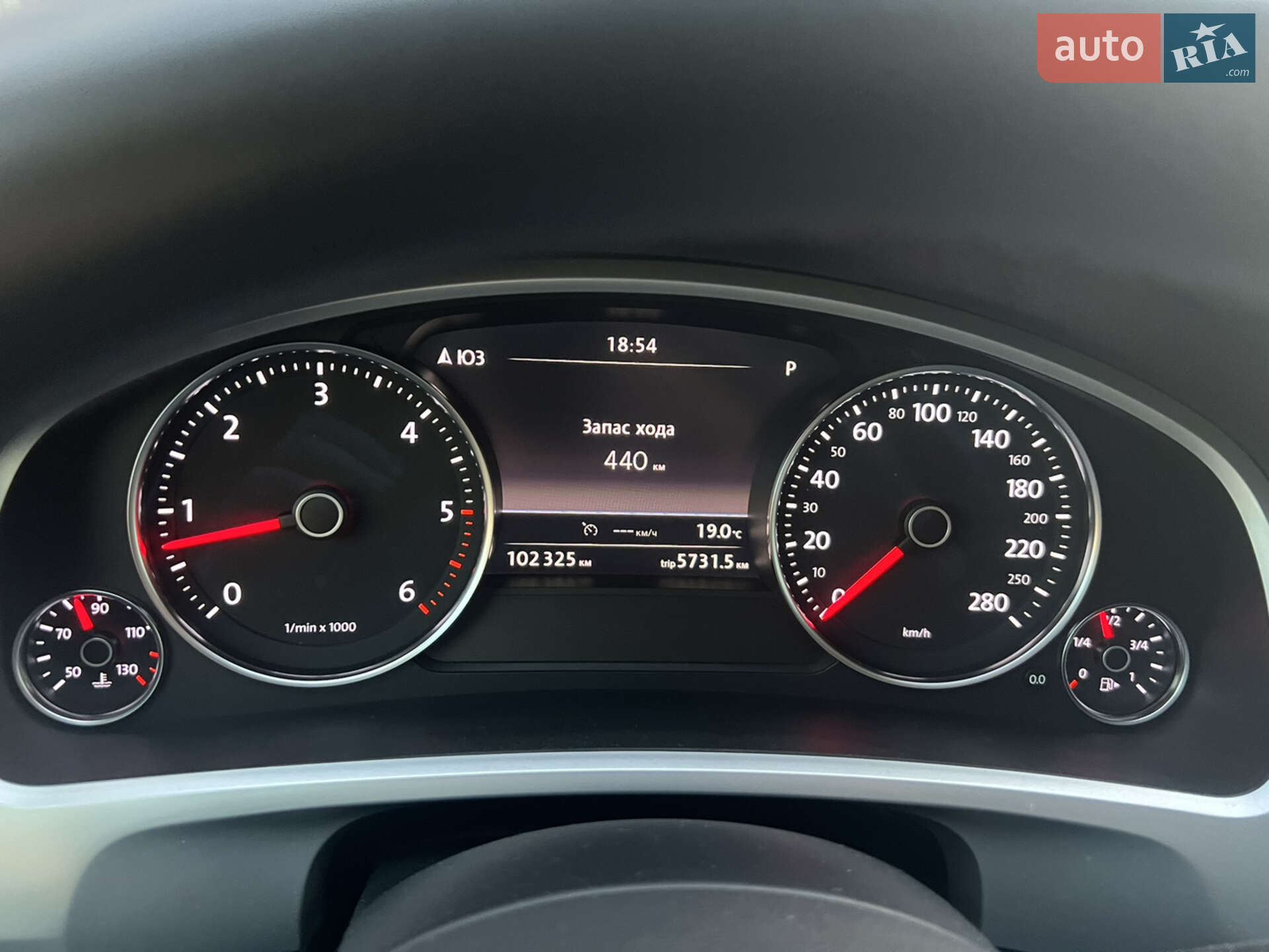 Volkswagen Touareg 2017 VIN WVGZZZ7PZHD036799 фото оголошення 3 з 11