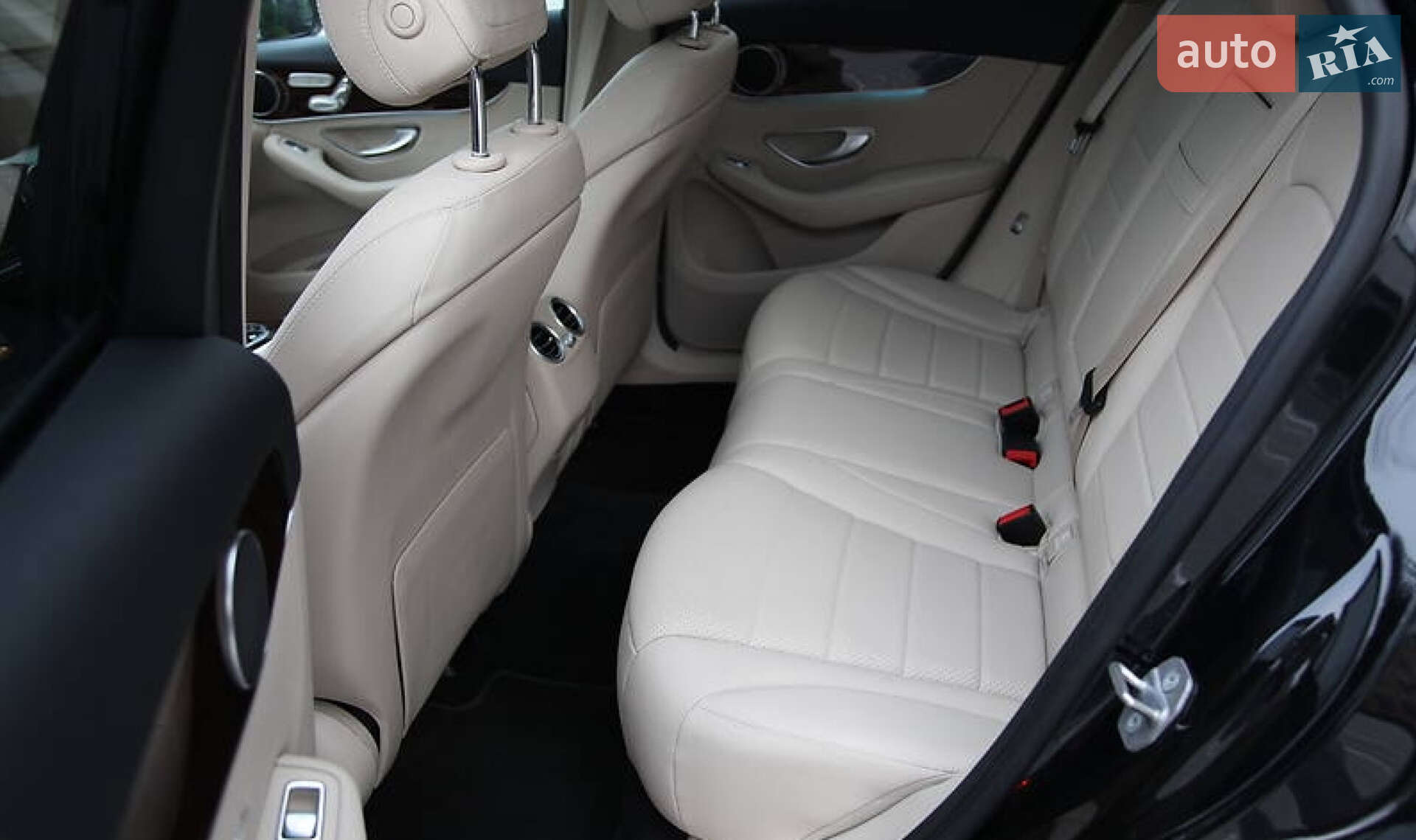 Mercedes-Benz GLC-Class 2017 VIN WDC0G4KBXJV028131 фото оголошення 31 з 41