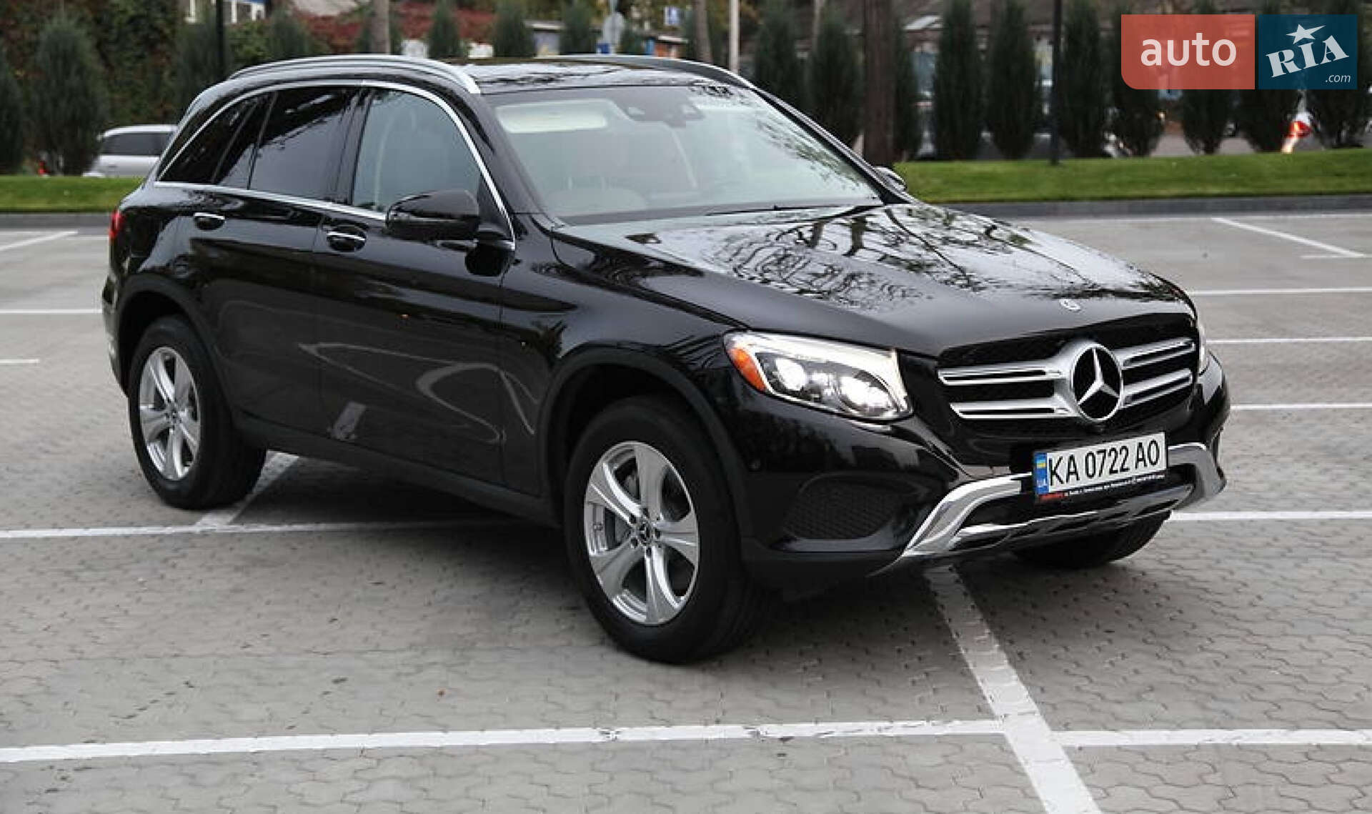 Mercedes-Benz GLC-Class 2017 VIN WDC0G4KBXJV028131 фото оголошення 2 з 41