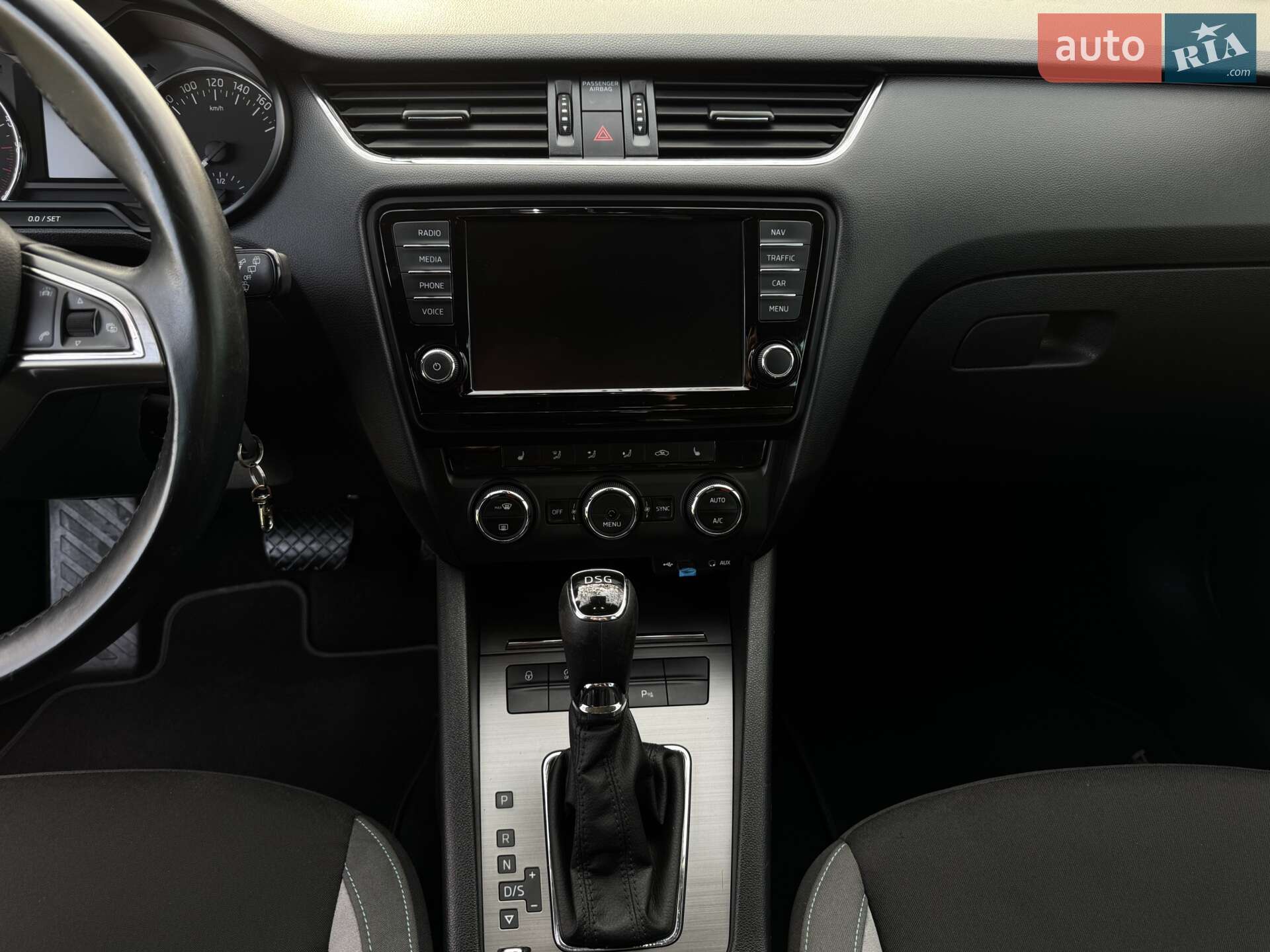 Skoda Octavia 2016 VIN TMBJJ7NE9H0080697 фото оголошення 10 з 30