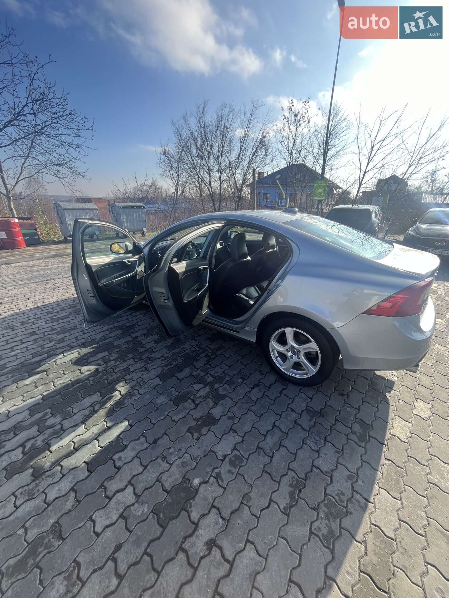 Volvo S60 2013 VIN YV1612FS7D2203564 фото оголошення 4 з 14