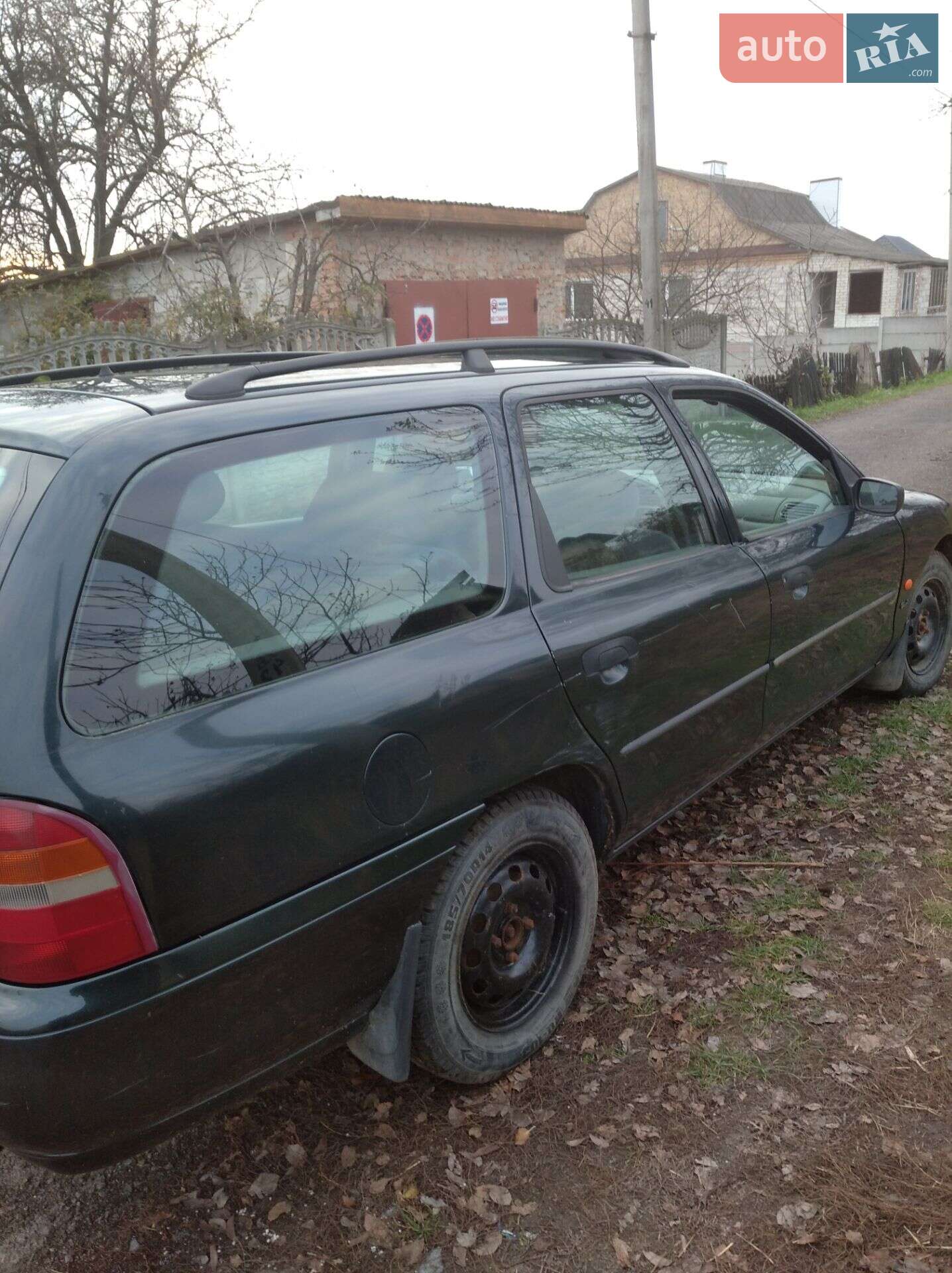 Ford Mondeo 1995 VIN WF0NXXGBBNSU08800 фото оголошення 4 з 7