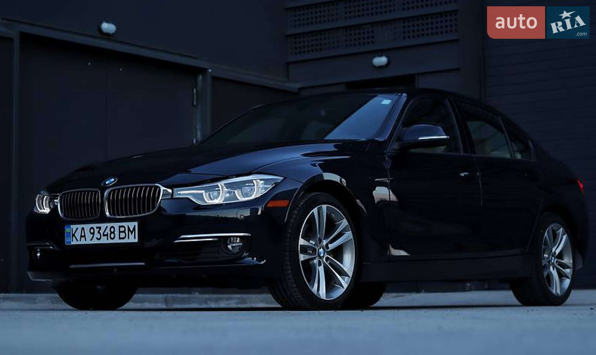 BMW 3 Series 2015 VIN WBA8E9G57GNT46020 фото оголошення 6 з 25
