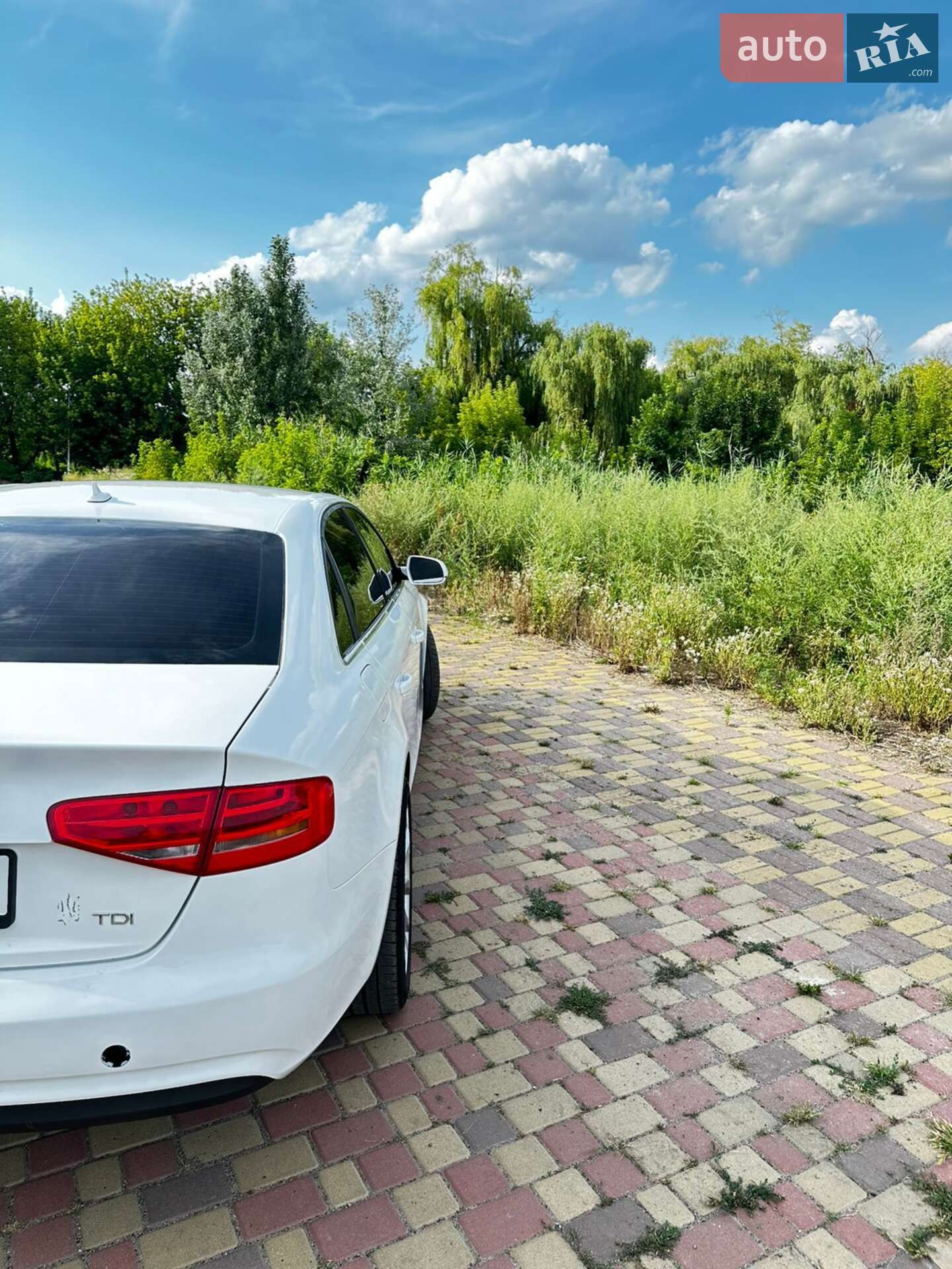 Audi A4 2012 VIN WAUZZZ8K1DA148078 фото оголошення 5 з 22