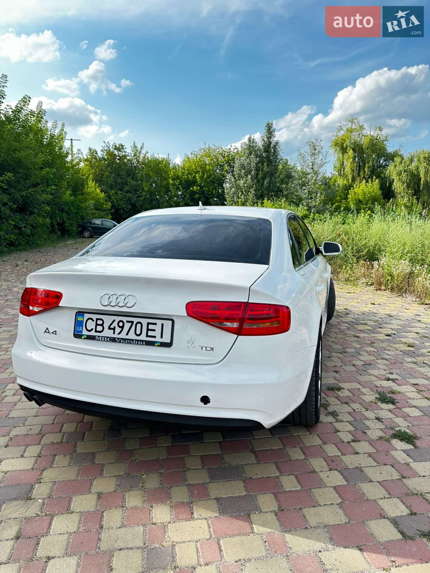 Audi A4 2012 VIN WAUZZZ8K1DA148078 фото оголошення 8 з 22