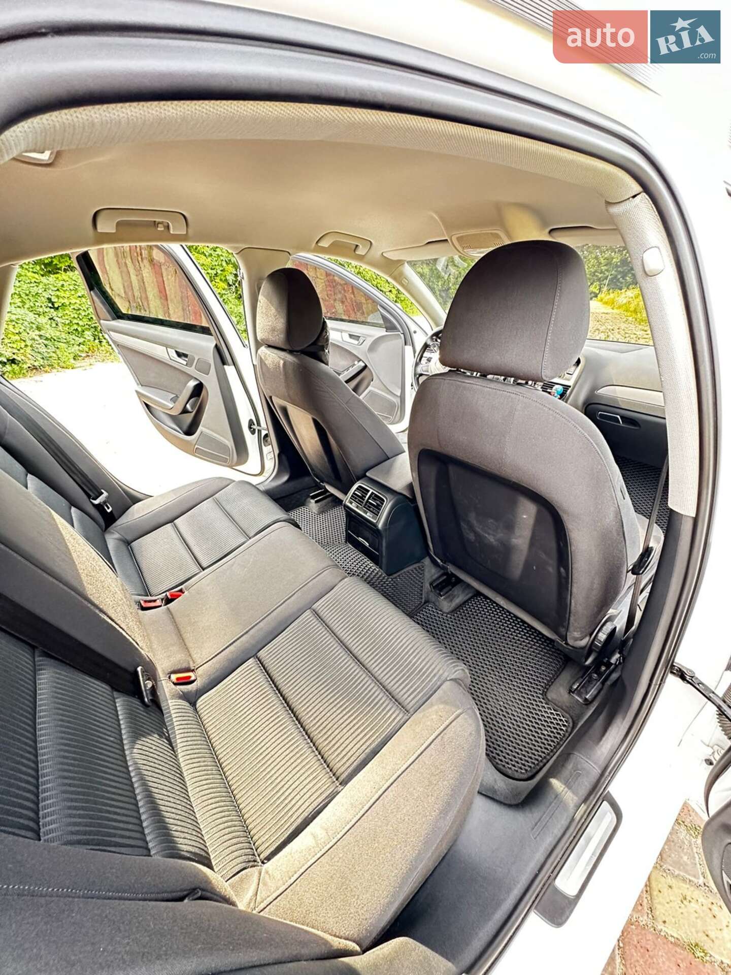 Audi A4 2012 VIN WAUZZZ8K1DA148078 фото оголошення 16 з 22