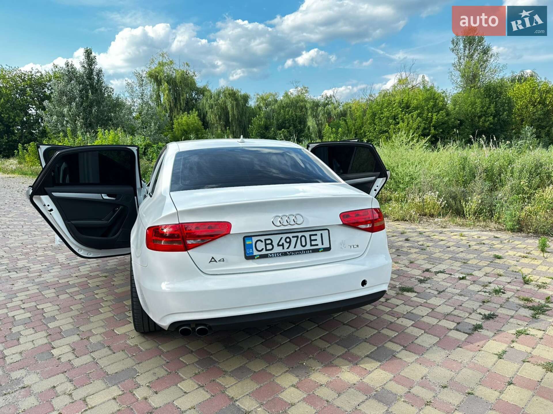 Audi A4 2012 VIN WAUZZZ8K1DA148078 фото оголошення 19 з 22