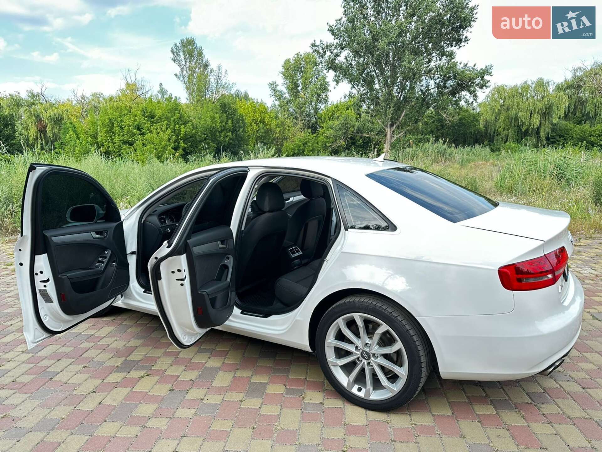 Audi A4 2012 VIN WAUZZZ8K1DA148078 фото оголошення 21 з 22