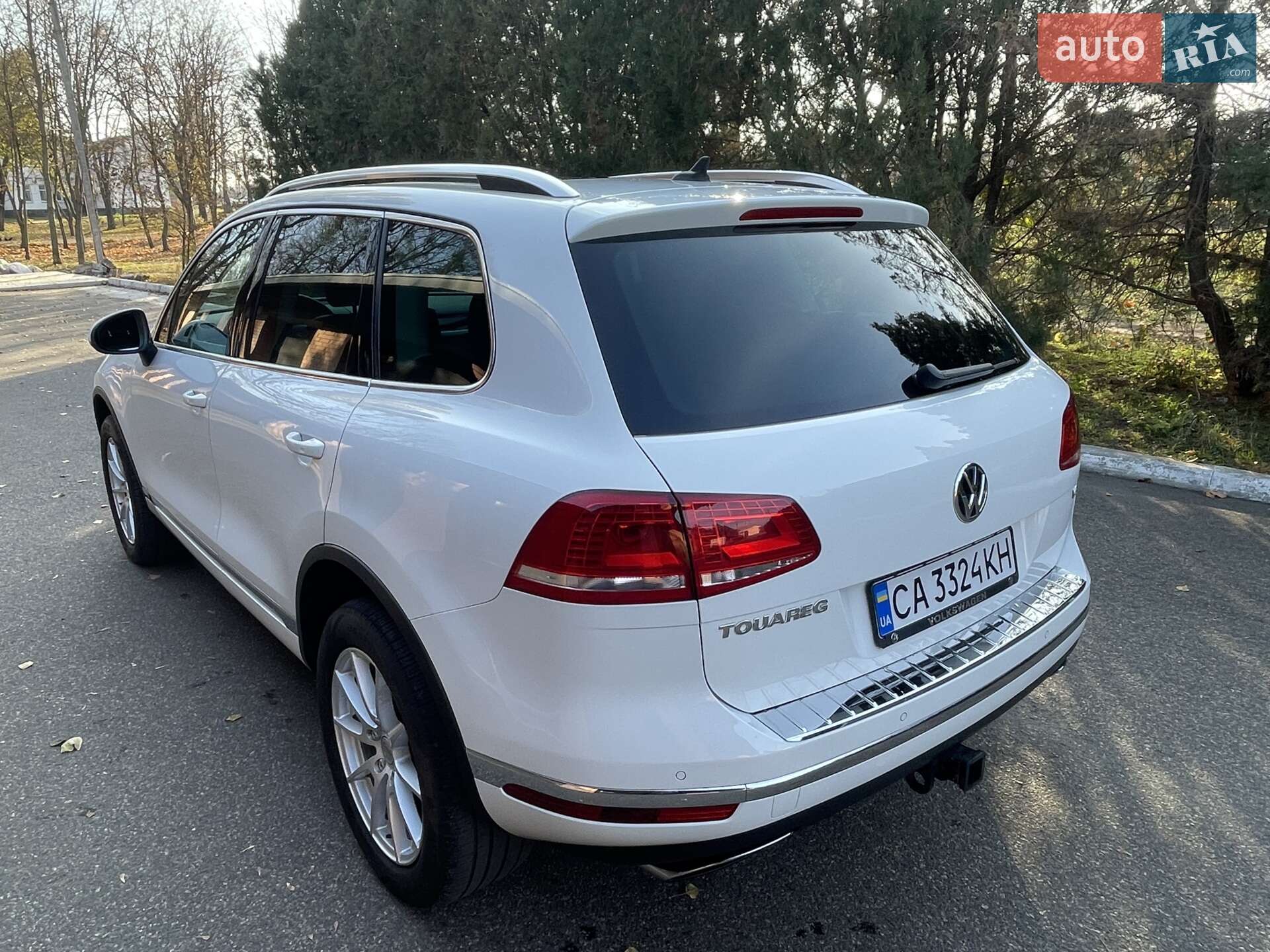 Volkswagen Touareg 2015 VIN WVGEF9BP9GD005148 фото оголошення 9 з 36