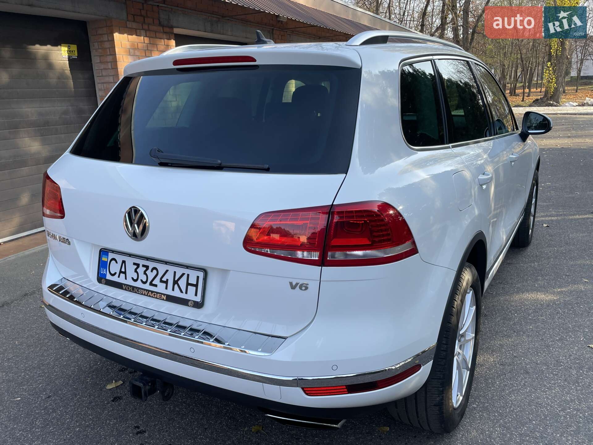 Volkswagen Touareg 2015 VIN WVGEF9BP9GD005148 фото оголошення 11 з 36