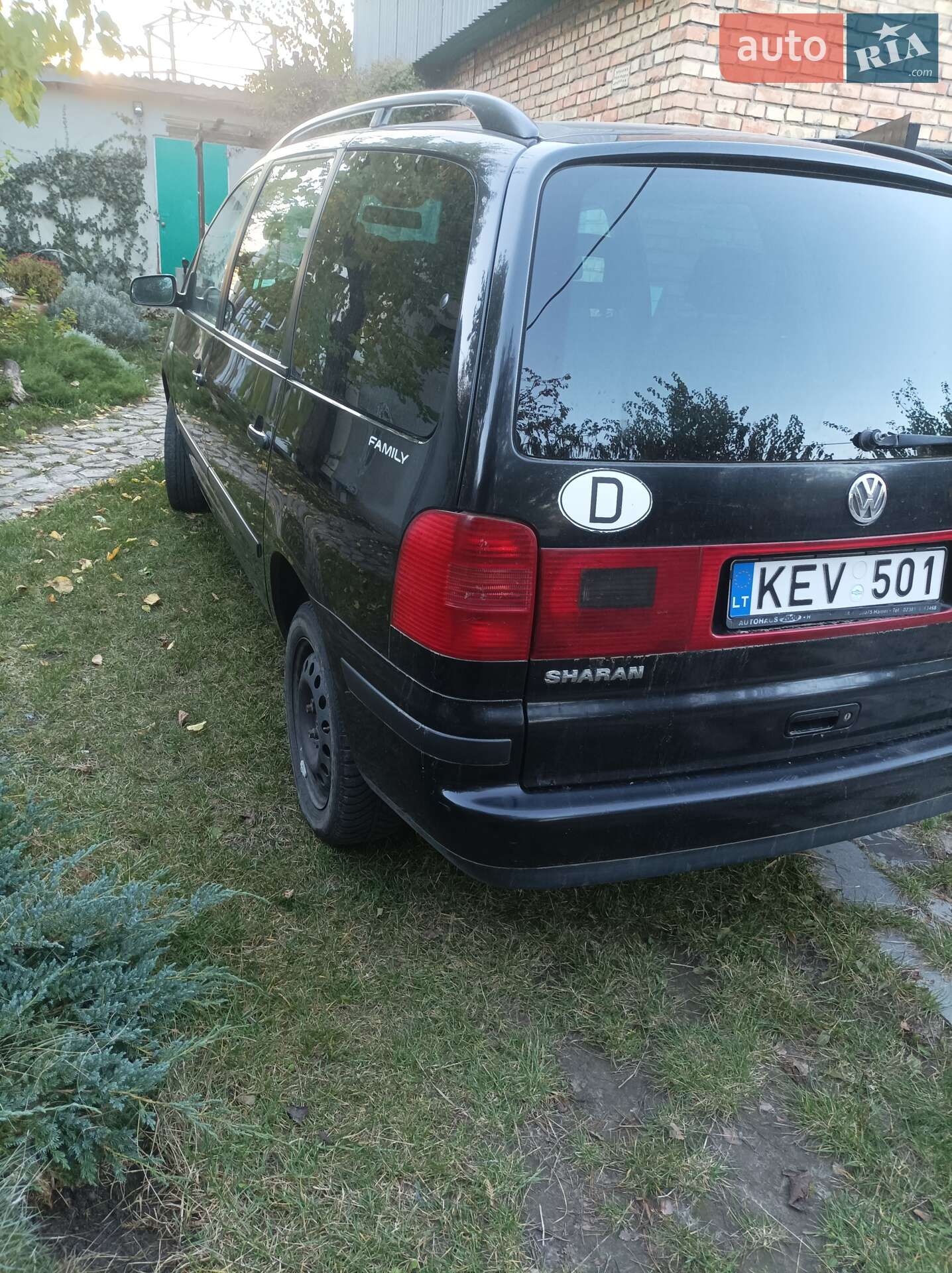 Volkswagen Sharan 2003 VIN WVWZZZ7MZ3V059561 фото оголошення 2 з 4