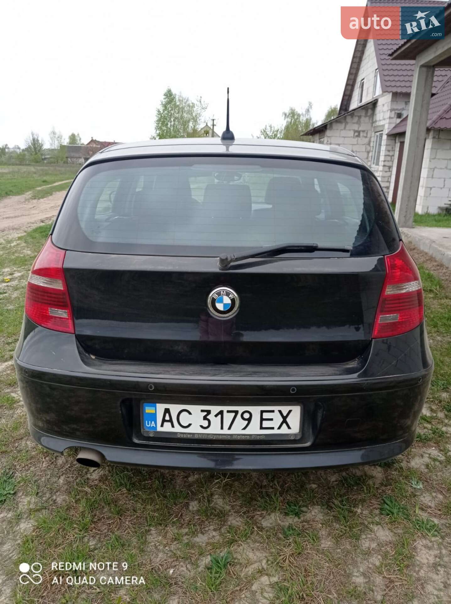 BMW 1 Series 2009 VIN WBAUH51060E310675 фото оголошення 4 з 19