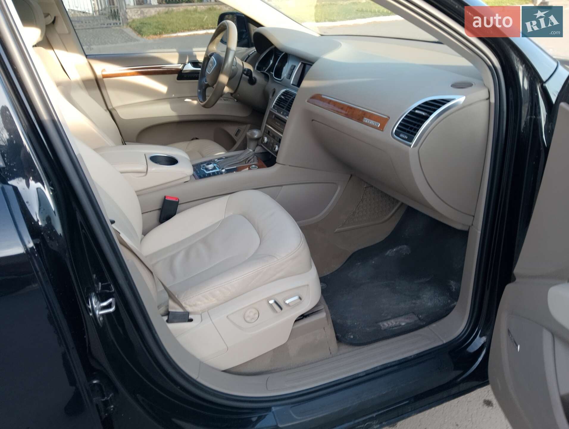 Audi Q7 2014 VIN WA1LGAFE2FD013331 фото оголошення 2 з 15