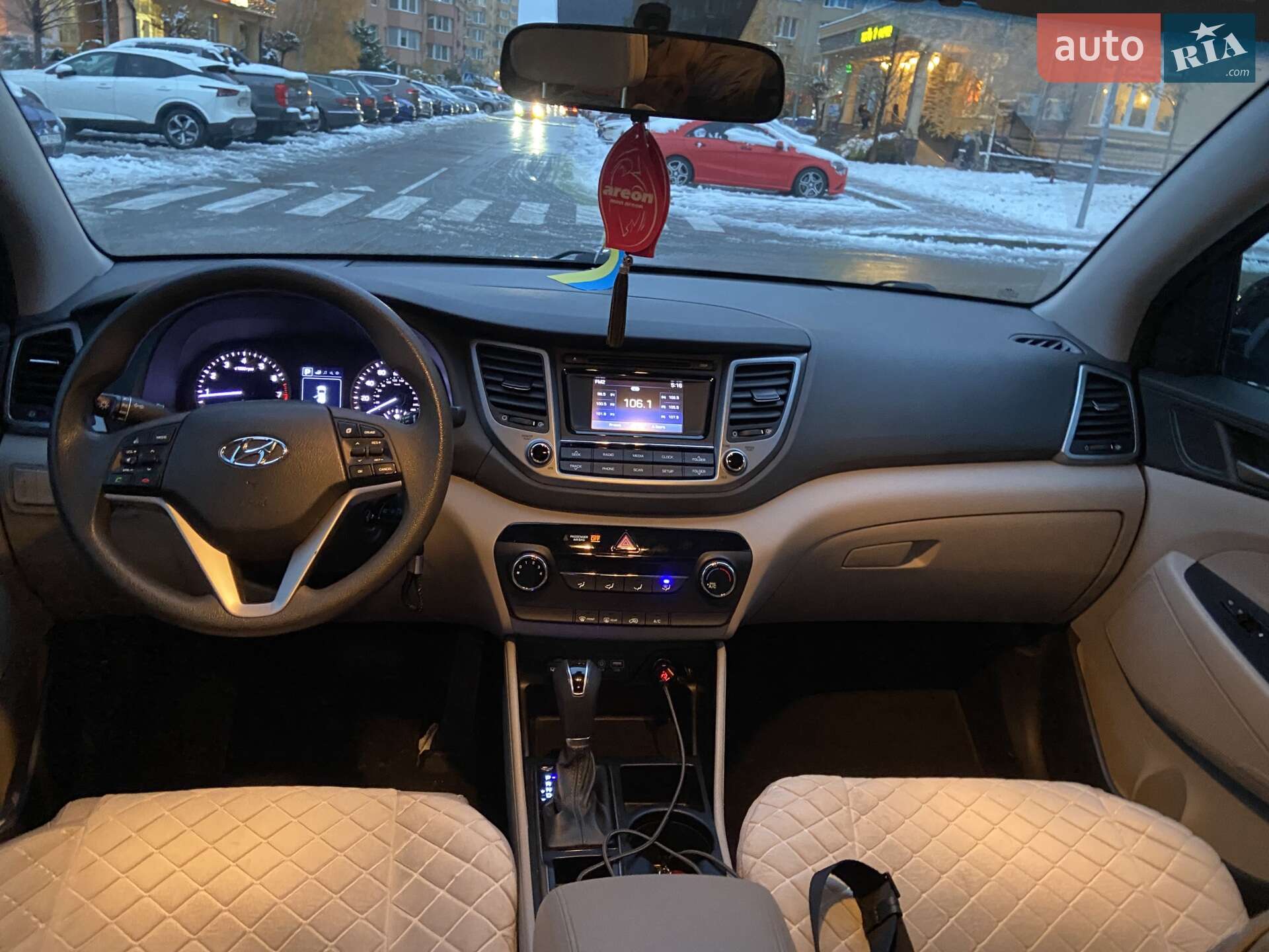 Hyundai Tucson 2018 VIN KM8J23A44JU790040 фото оголошення 3 з 12