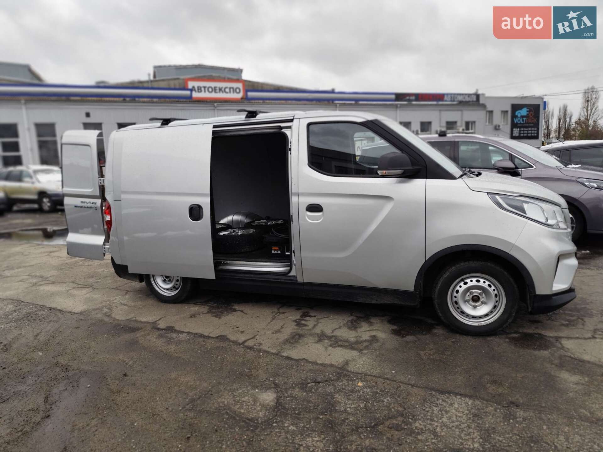 Maxus e-Deliver 3 2020 VIN LSH14C4C2LA079555 фото оголошення 5 з 53
