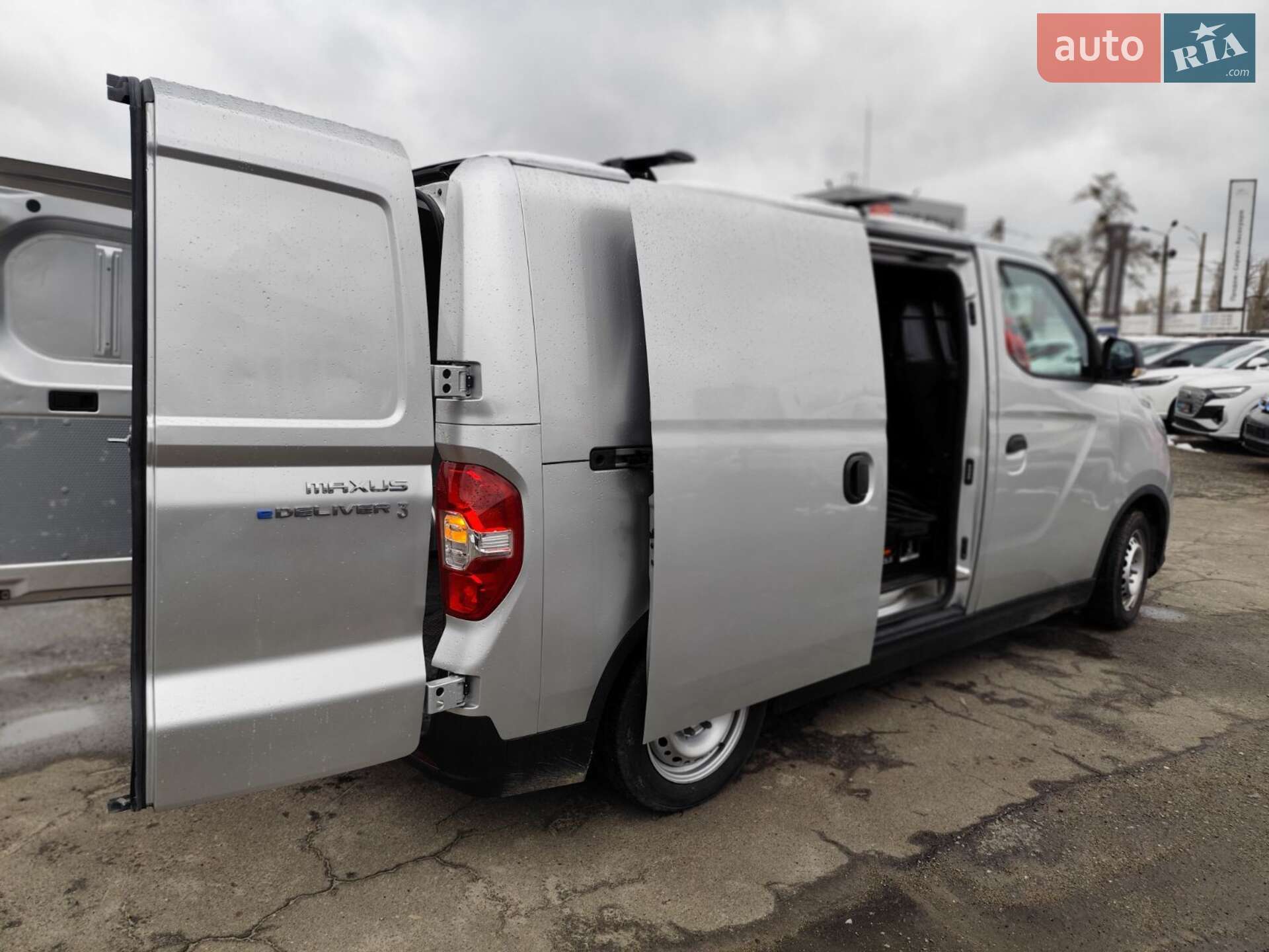 Maxus e-Deliver 3 2020 VIN LSH14C4C2LA079555 фото оголошення 8 з 53