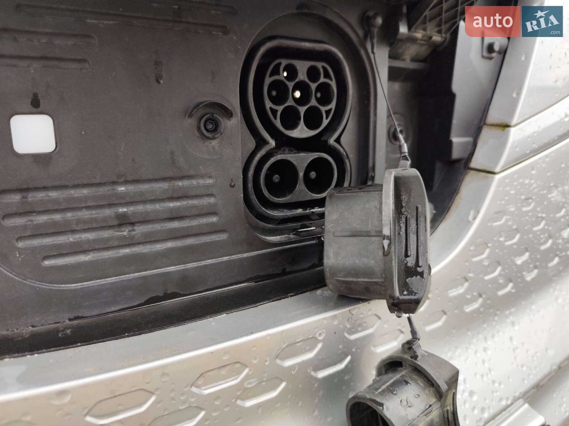 Maxus e-Deliver 3 2020 VIN LSH14C4C2LA079555 фото оголошення 36 з 53