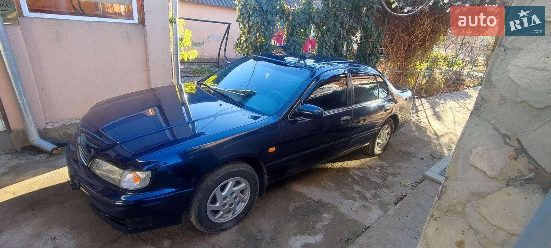 Nissan Maxima 1996 VIN JN1CAUA32U0017757 фото оголошення 4 з 15
