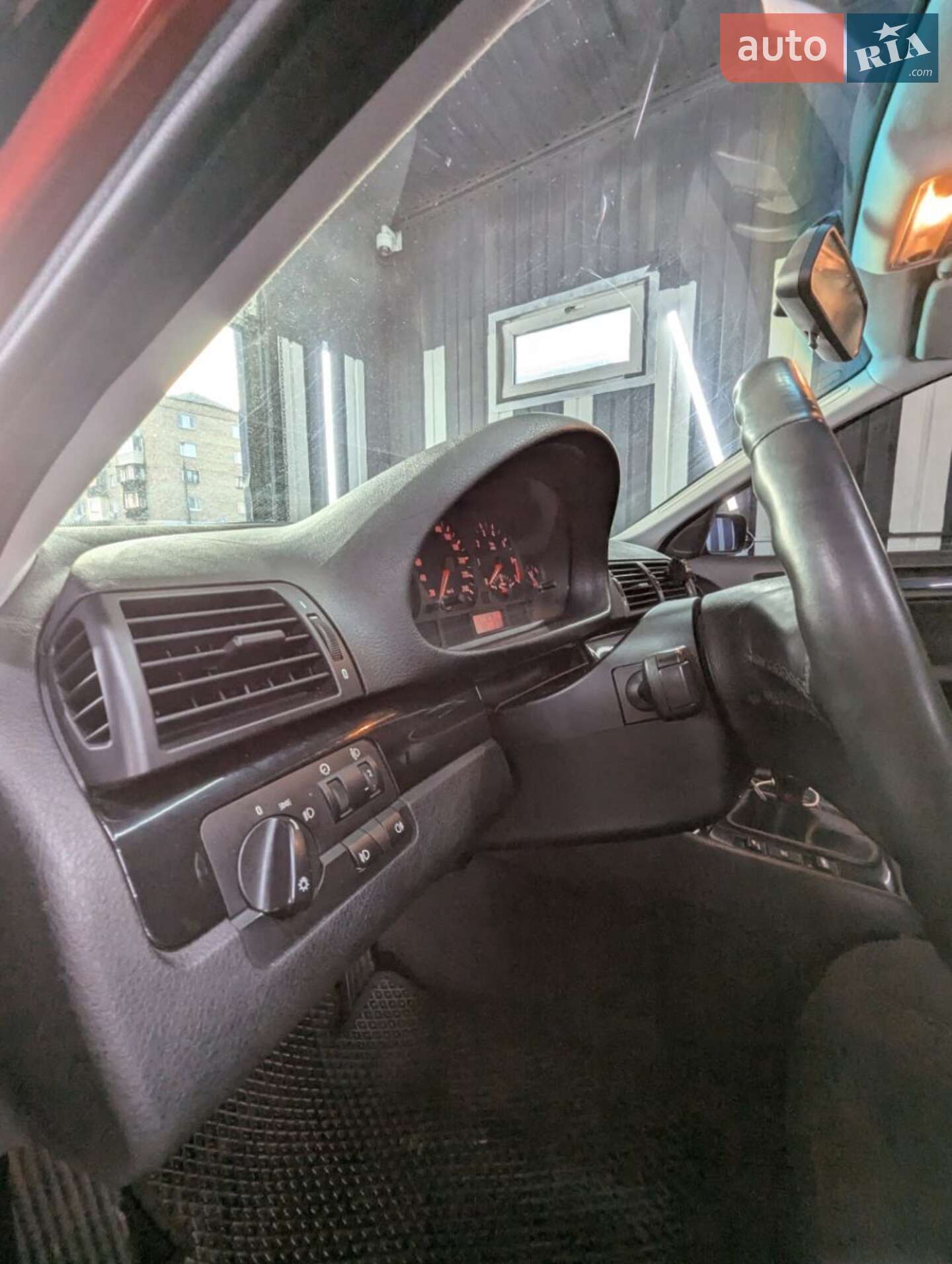 BMW 3 Series 1998 VIN WBAAM11040JM32160 фото оголошення 12 з 22