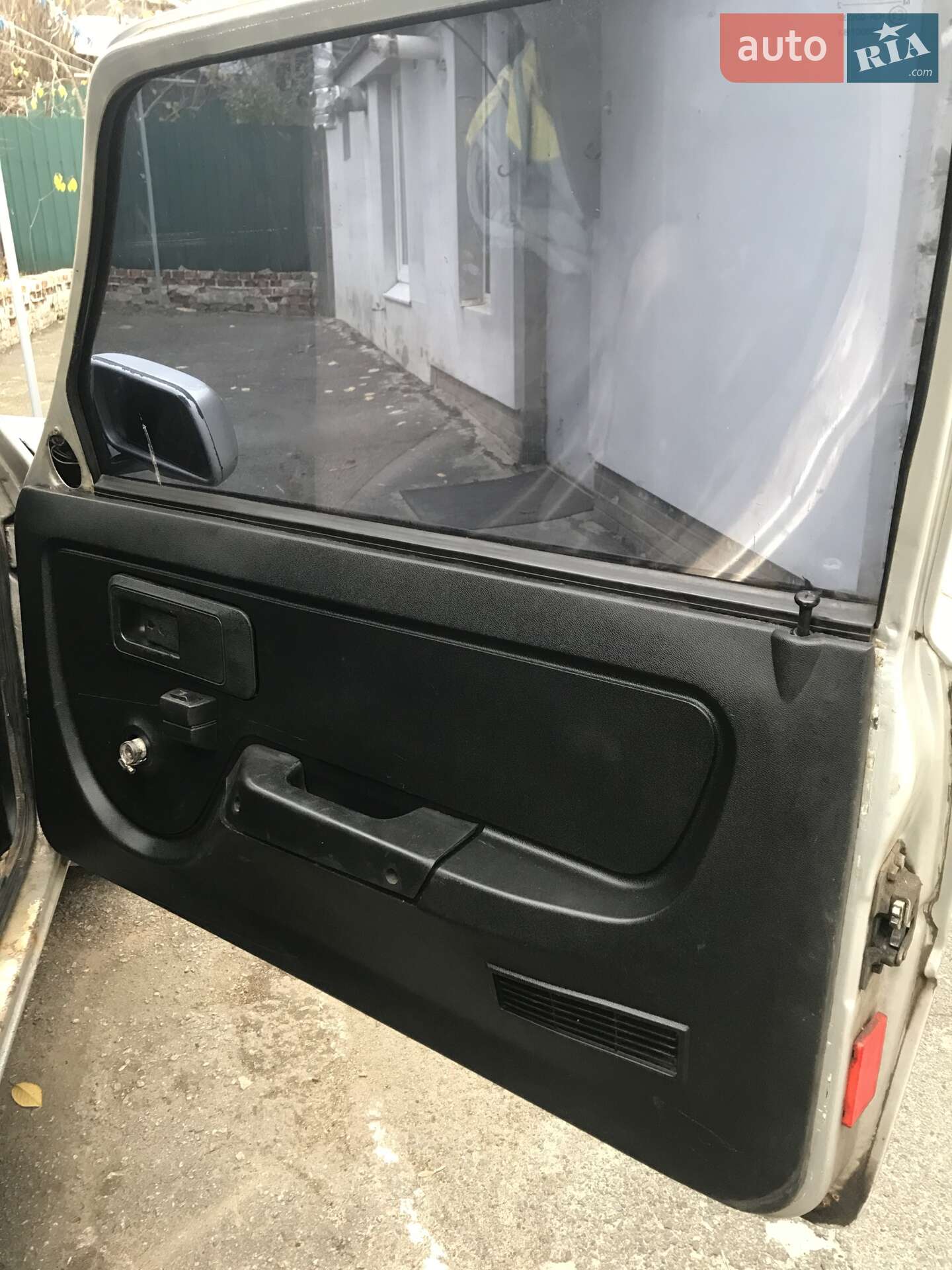 ЗАЗ 1102 Таврія 1992 VIN XTE110220P0155930 фото оголошення 3 з 6