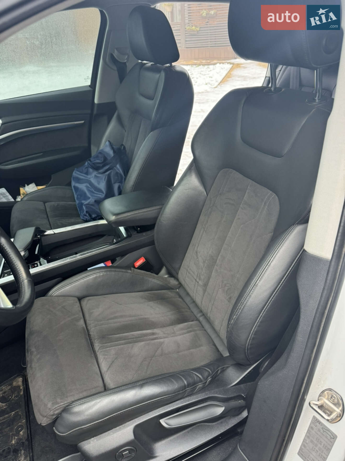 Audi e-tron 2020 VIN WAUZZZGE7LB037331 фото оголошення 7 з 11