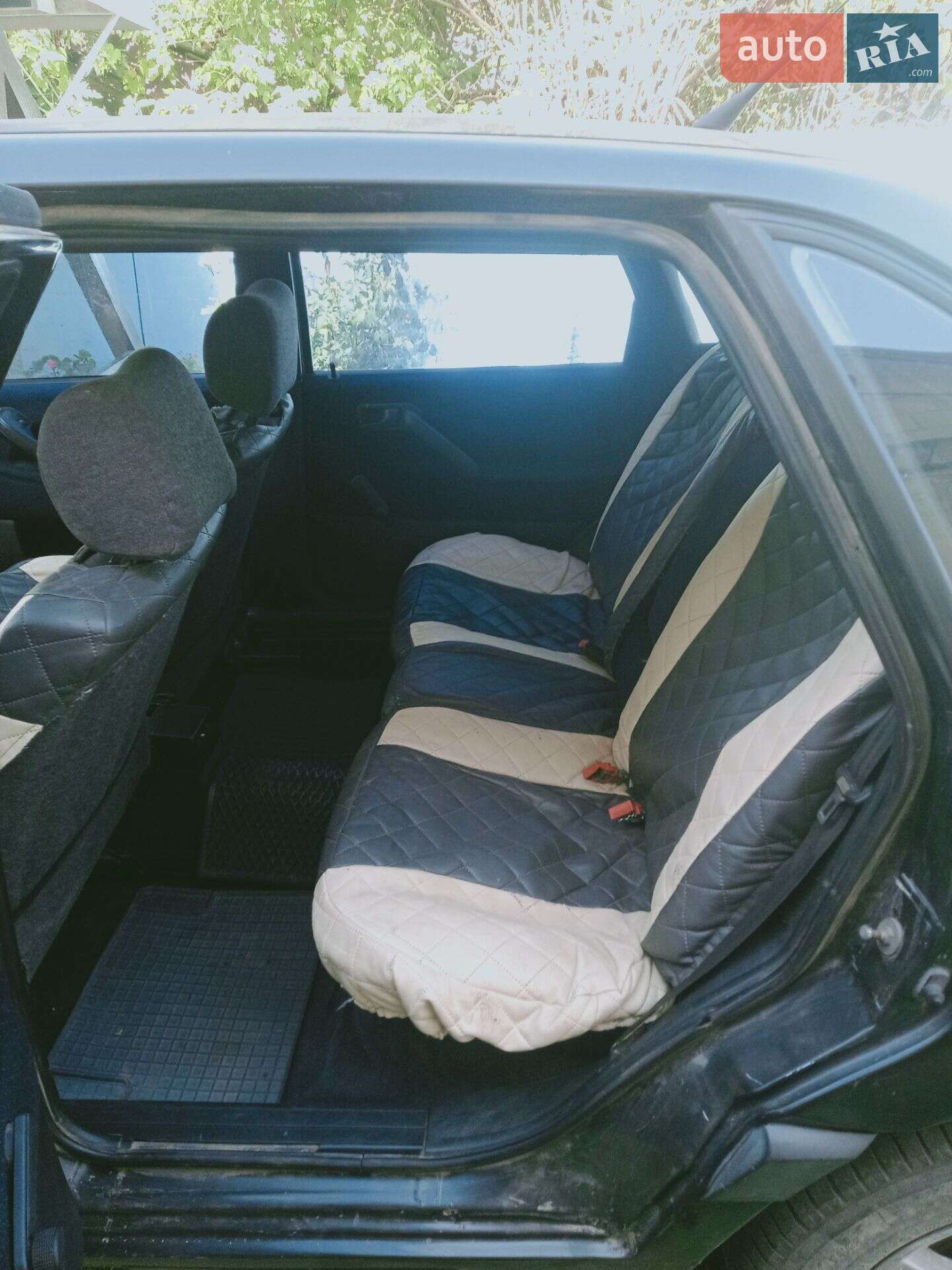 Volkswagen Passat 1992 VIN WVWZZZ31ZNE321650 фото оголошення 13 з 17