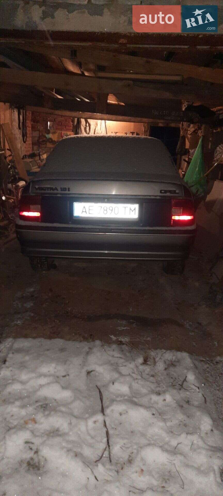 Opel Vectra 1989 VIN W0L000087L1003293 фото оголошення 13 з 14