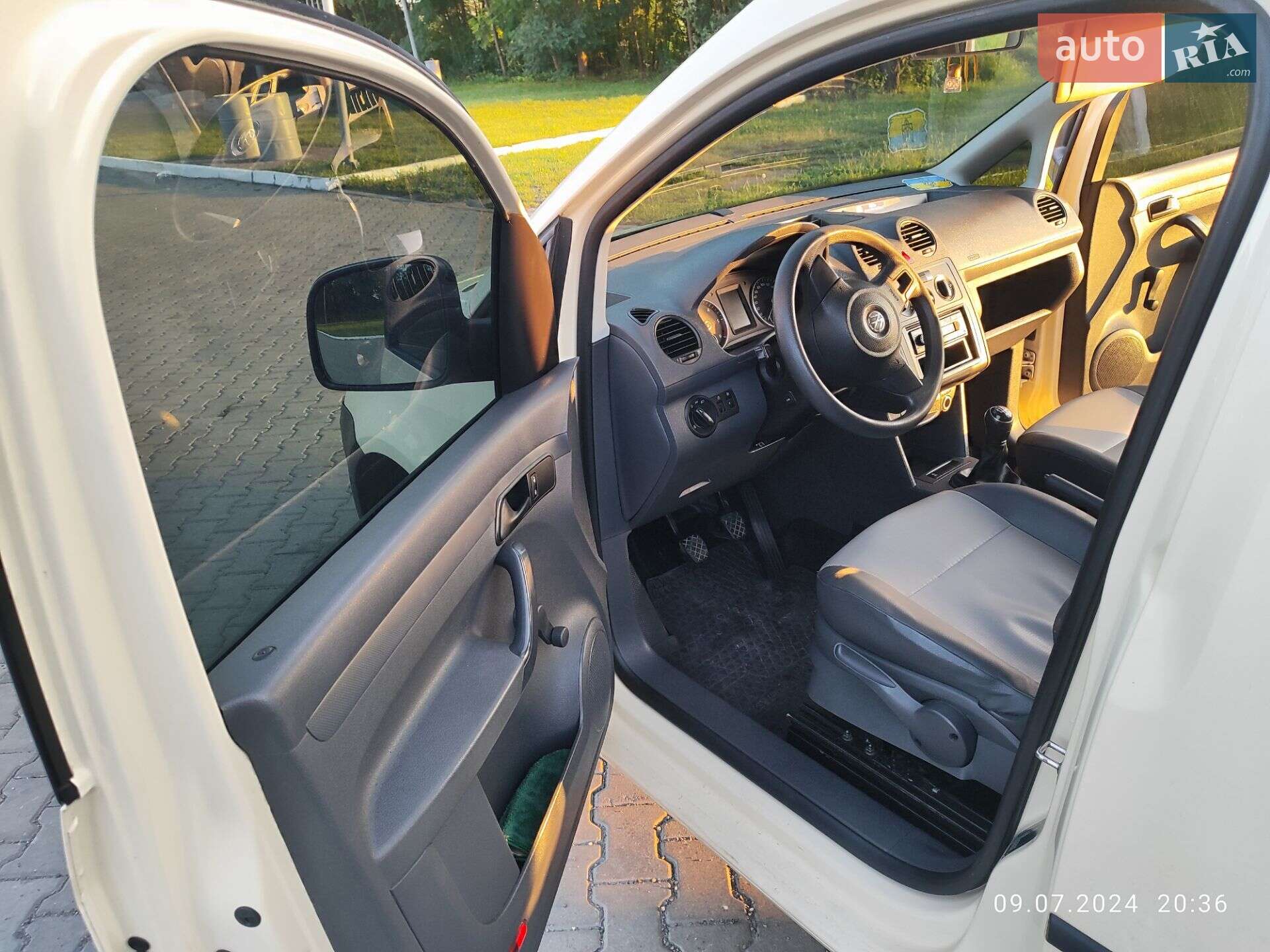 Volkswagen Caddy 2014 VIN WV2ZZZ2KZEX117938 фото оголошення 6 з 8