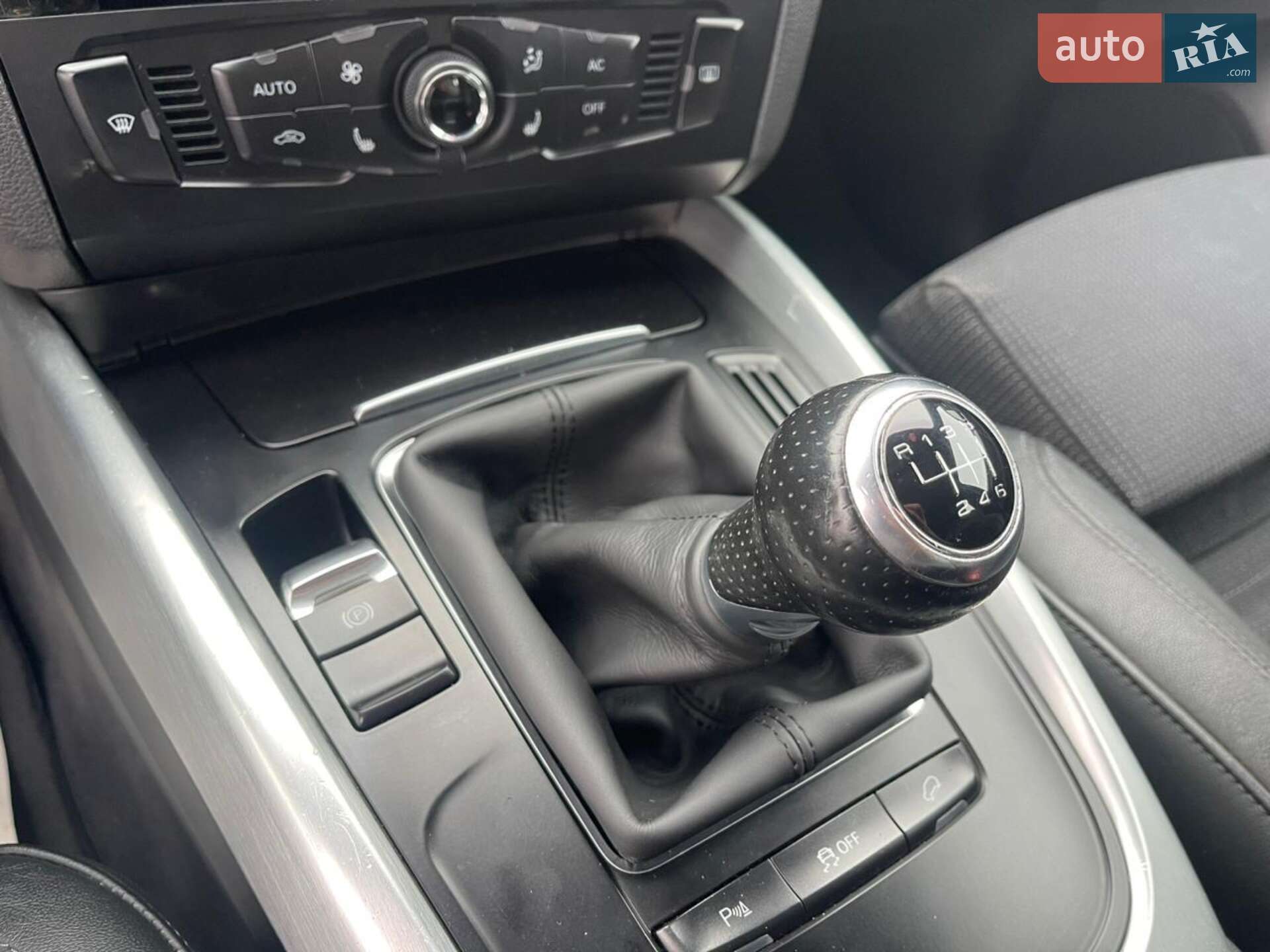 Audi Q5 2011 VIN WAUZZZ8RXCA019221 фото оголошення 16 з 41