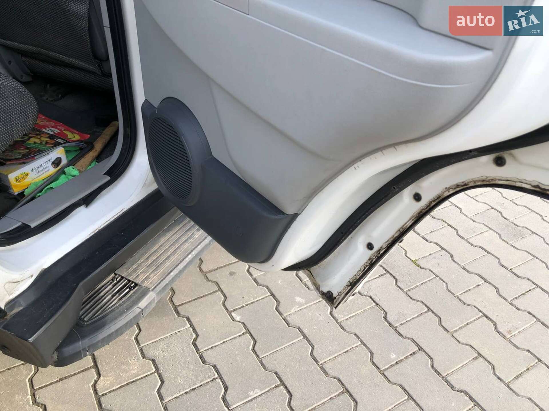 Jeep Liberty 2008 VIN 1J8GN28K88W160033 фото оголошення 6 з 18