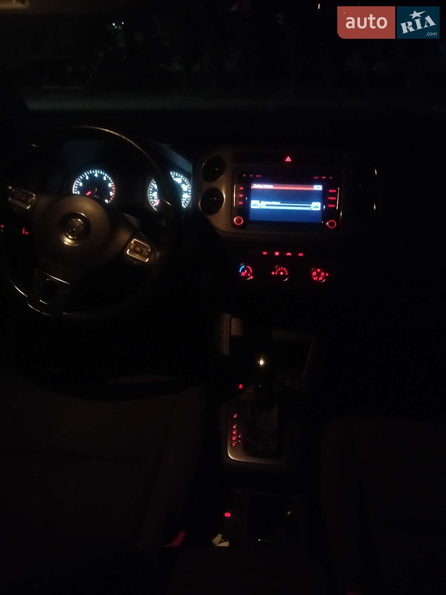 Volkswagen Tiguan 2014 VIN WVGAV7AX3FW561482 фото оголошення 5 з 9