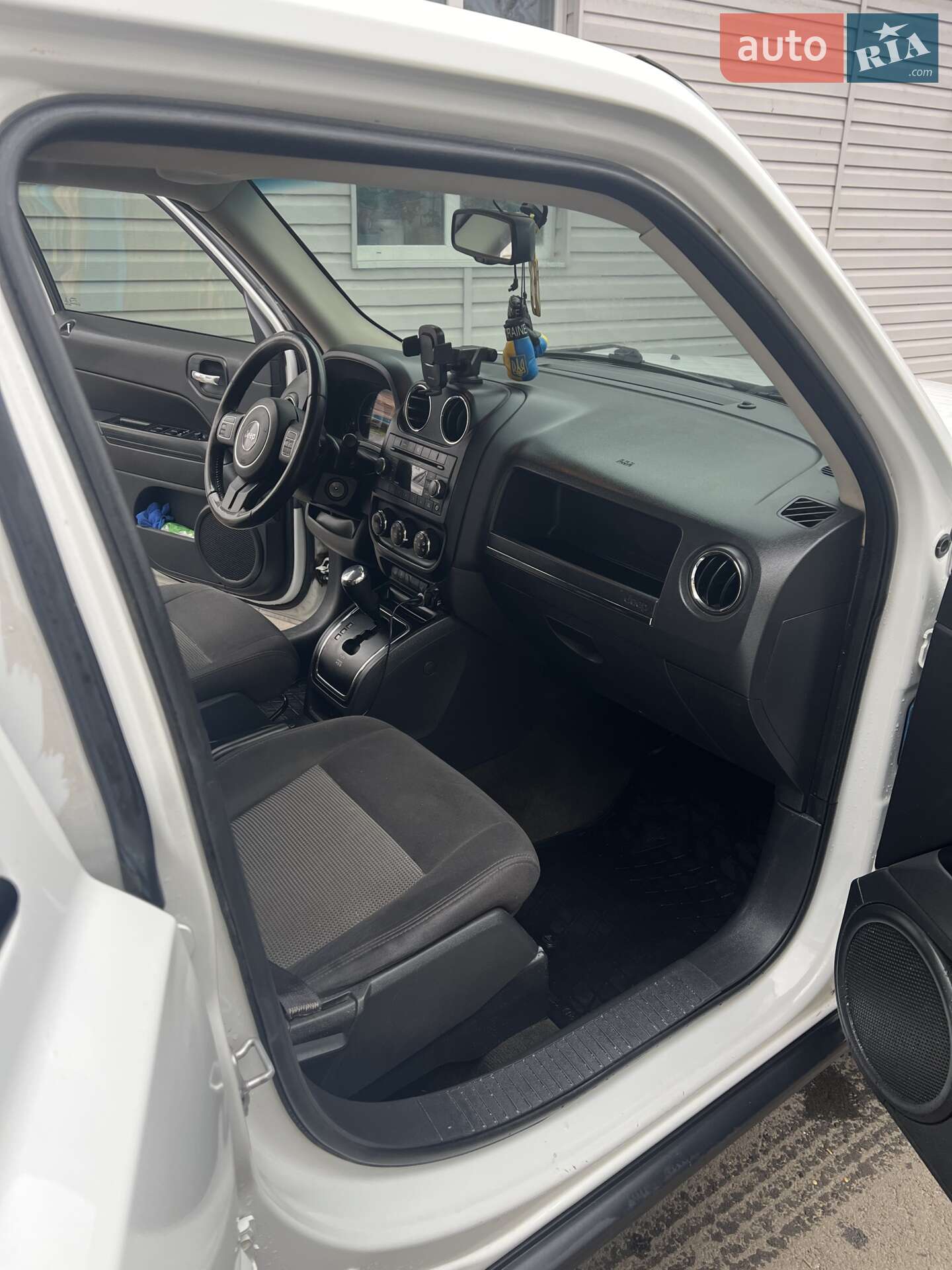 Jeep Patriot 2016 VIN 1C4NJRFBXGD738990 фото оголошення 7 з 9