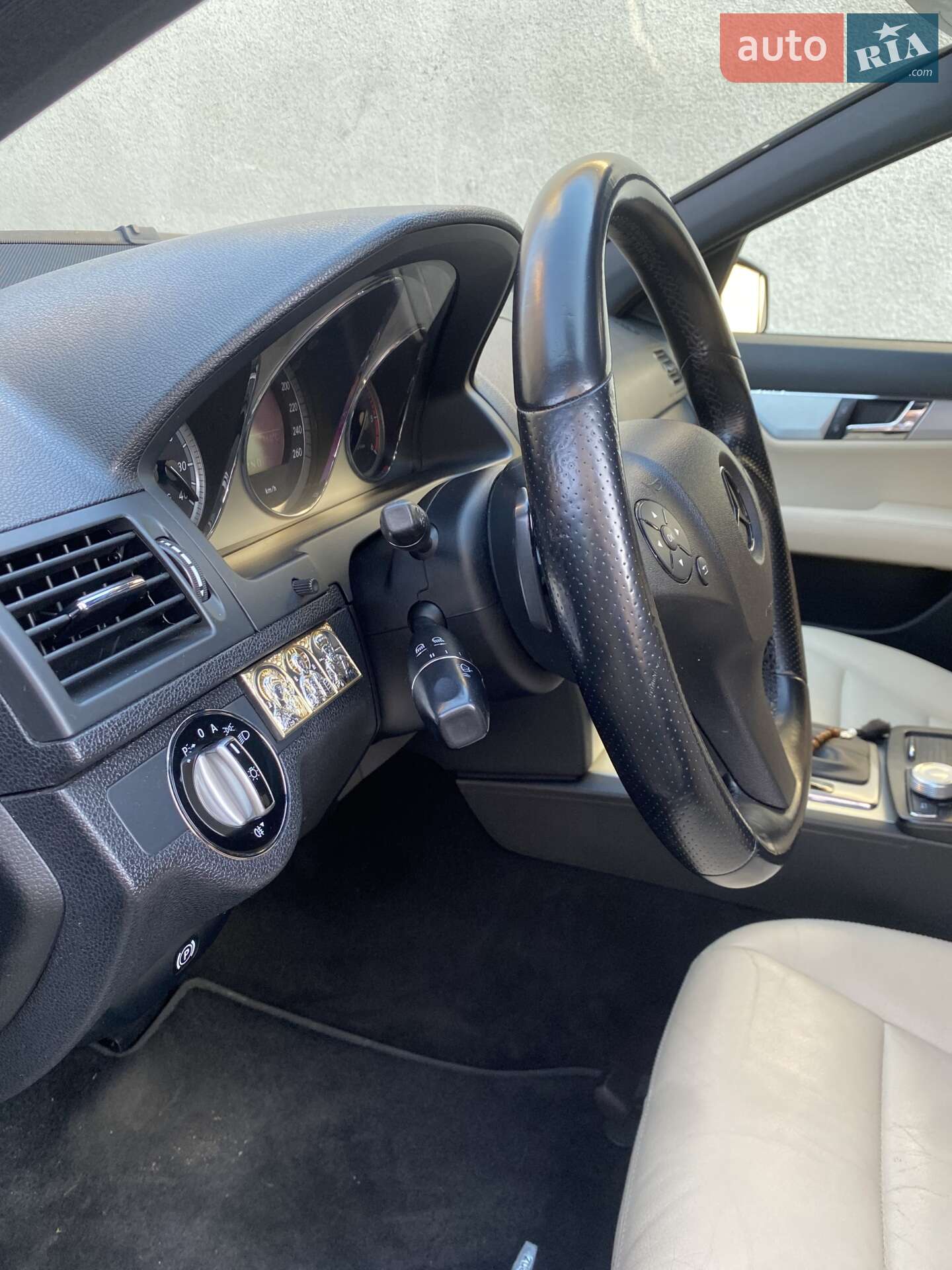 Mercedes-Benz C-Class 2010 VIN WDD2040251A374860 фото оголошення 13 з 23