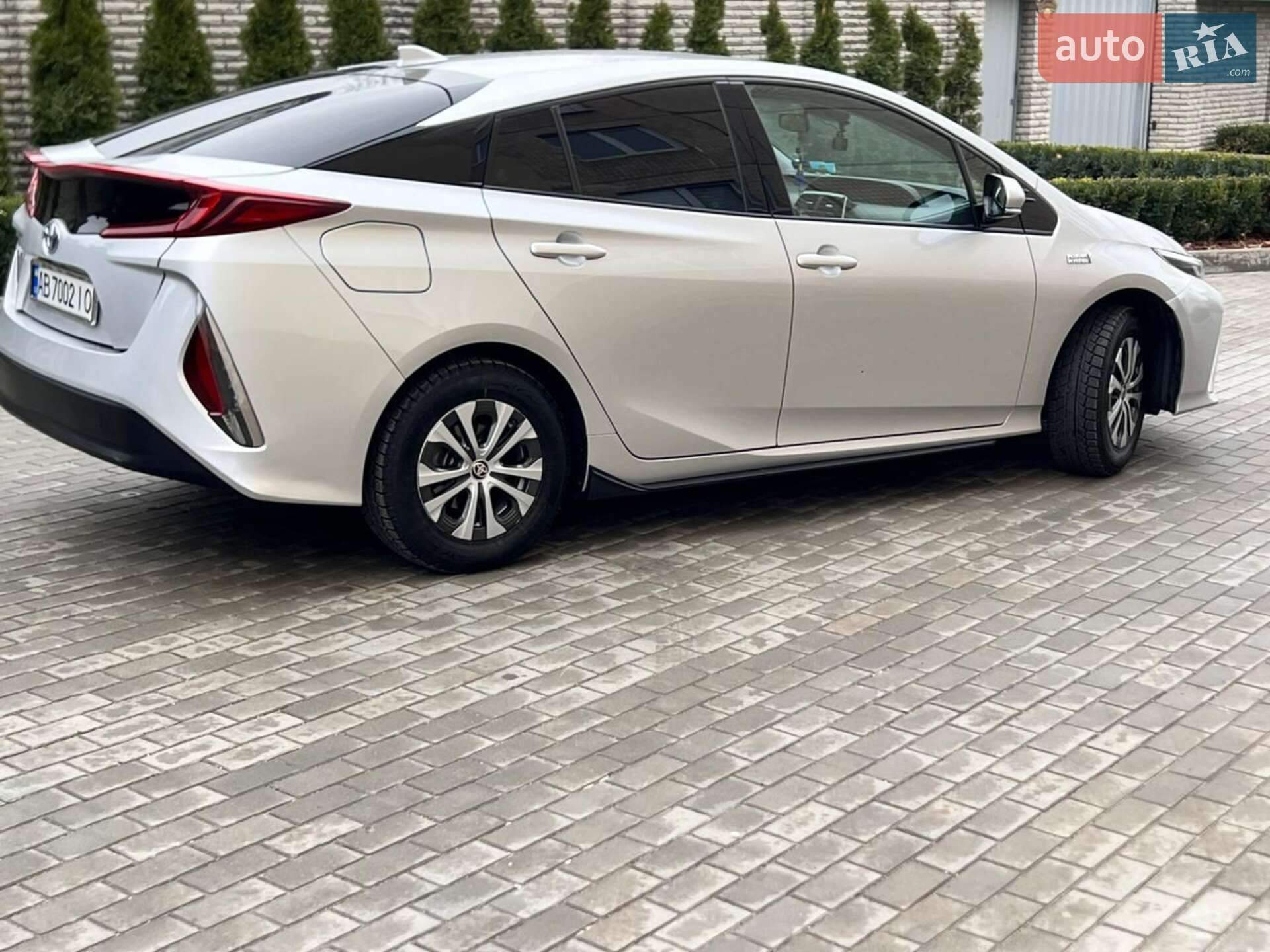 Toyota Prius 2018 VIN JTDKARFP9J3085399 фото оголошення 10 з 18