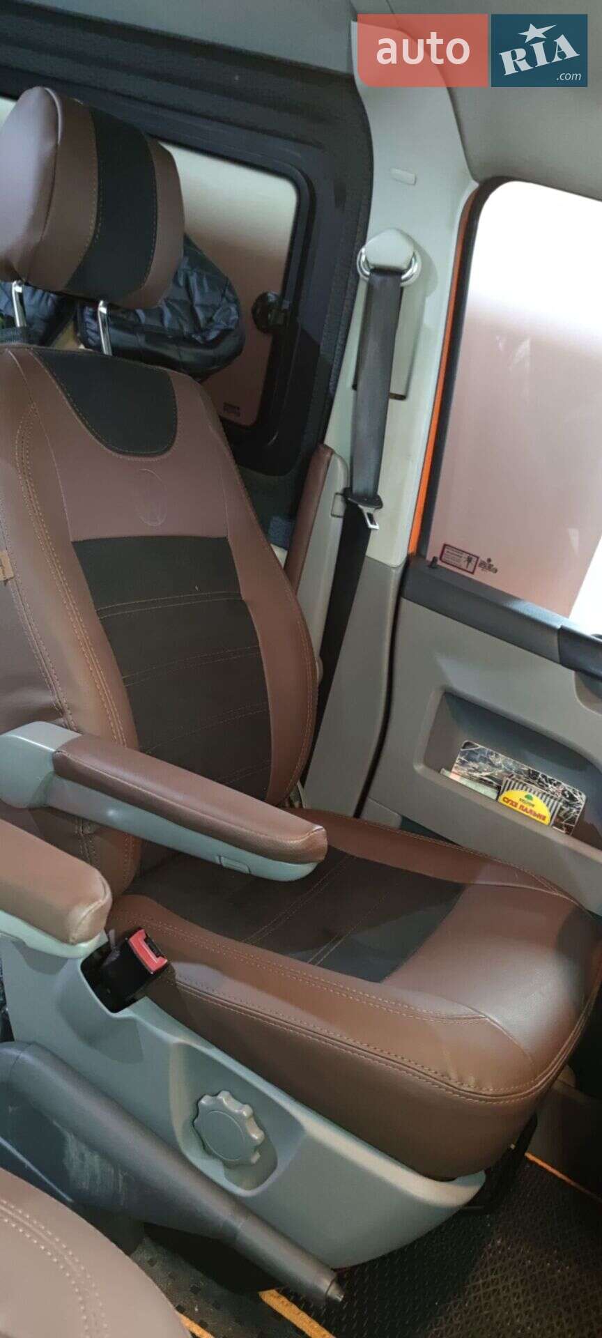 Volkswagen Transporter 2008 VIN WV1ZZZ7HZ8H138448 фото оголошення 10 з 31