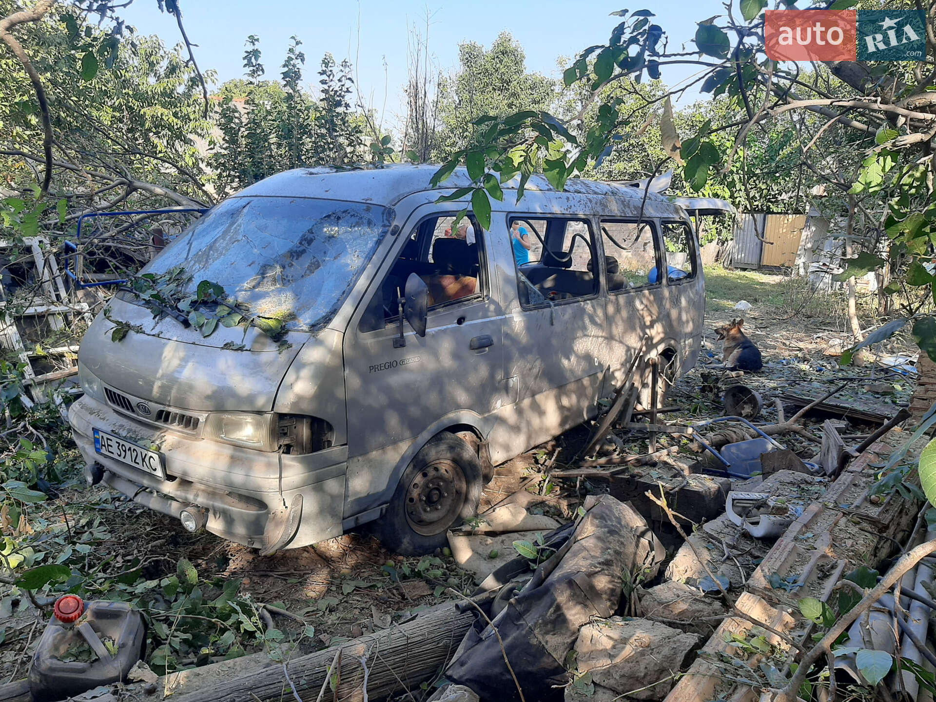 Kia Pregio 2000 VIN KNHTS7322Y7012318 фото оголошення 3 з 4