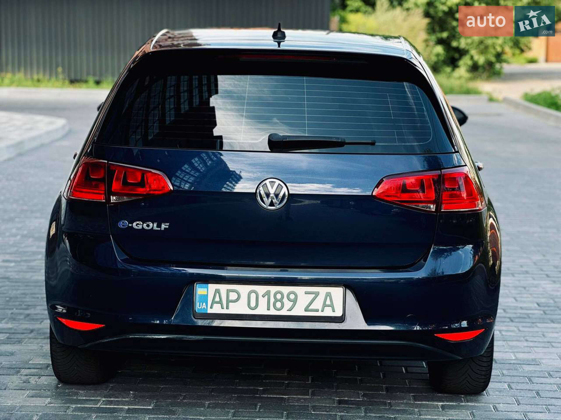 Volkswagen e-Golf 2016 VIN WVWKP7AU1GW913503 фото оголошення 4 з 11