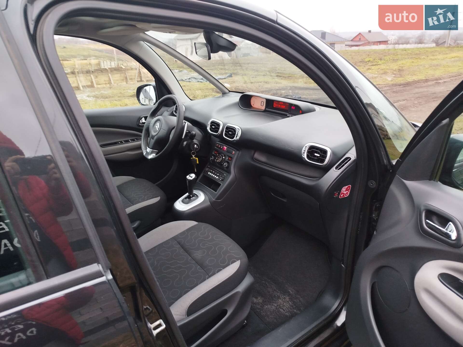 Citroen C3 Picasso 2012 VIN VF7SH9HP8CT524401 фото оголошення 18 з 36