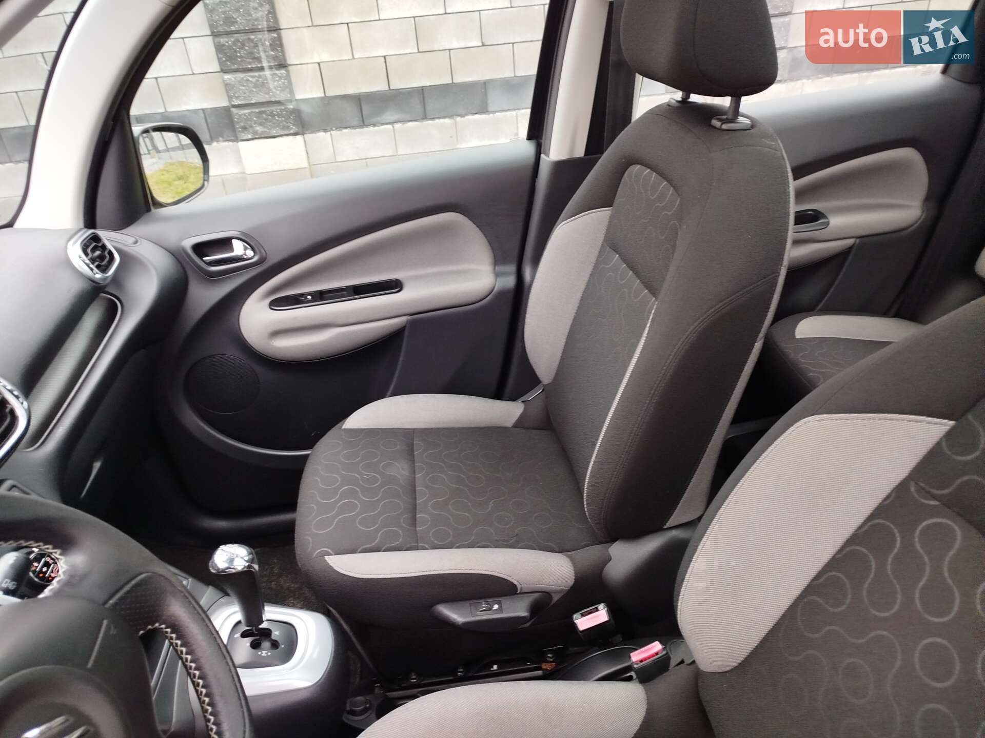 Citroen C3 Picasso 2012 VIN VF7SH9HP8CT524401 фото оголошення 23 з 36