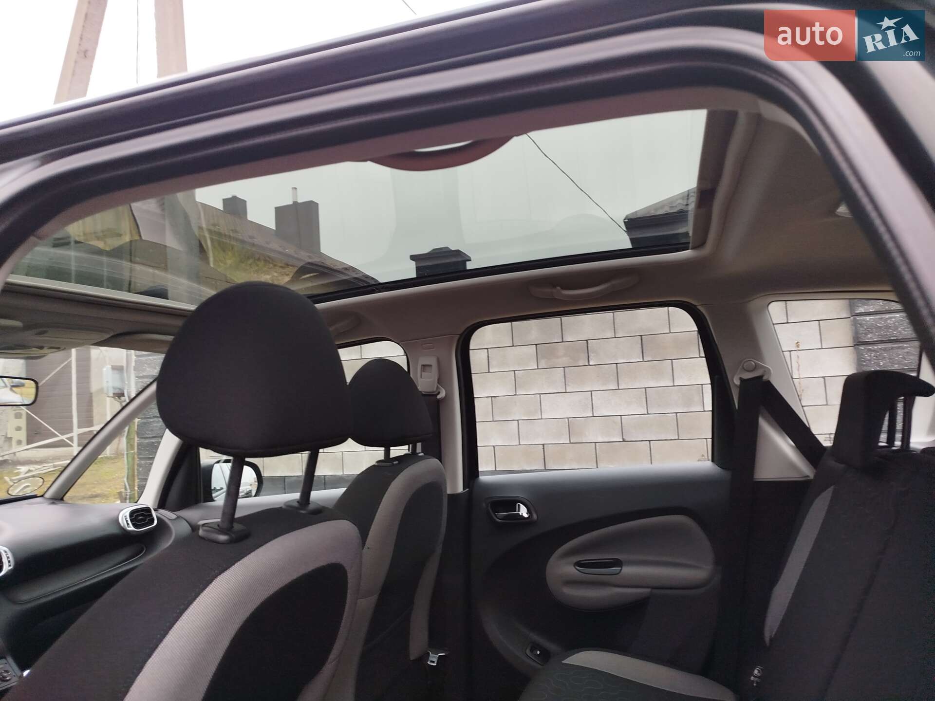 Citroen C3 Picasso 2012 VIN VF7SH9HP8CT524401 фото оголошення 27 з 36