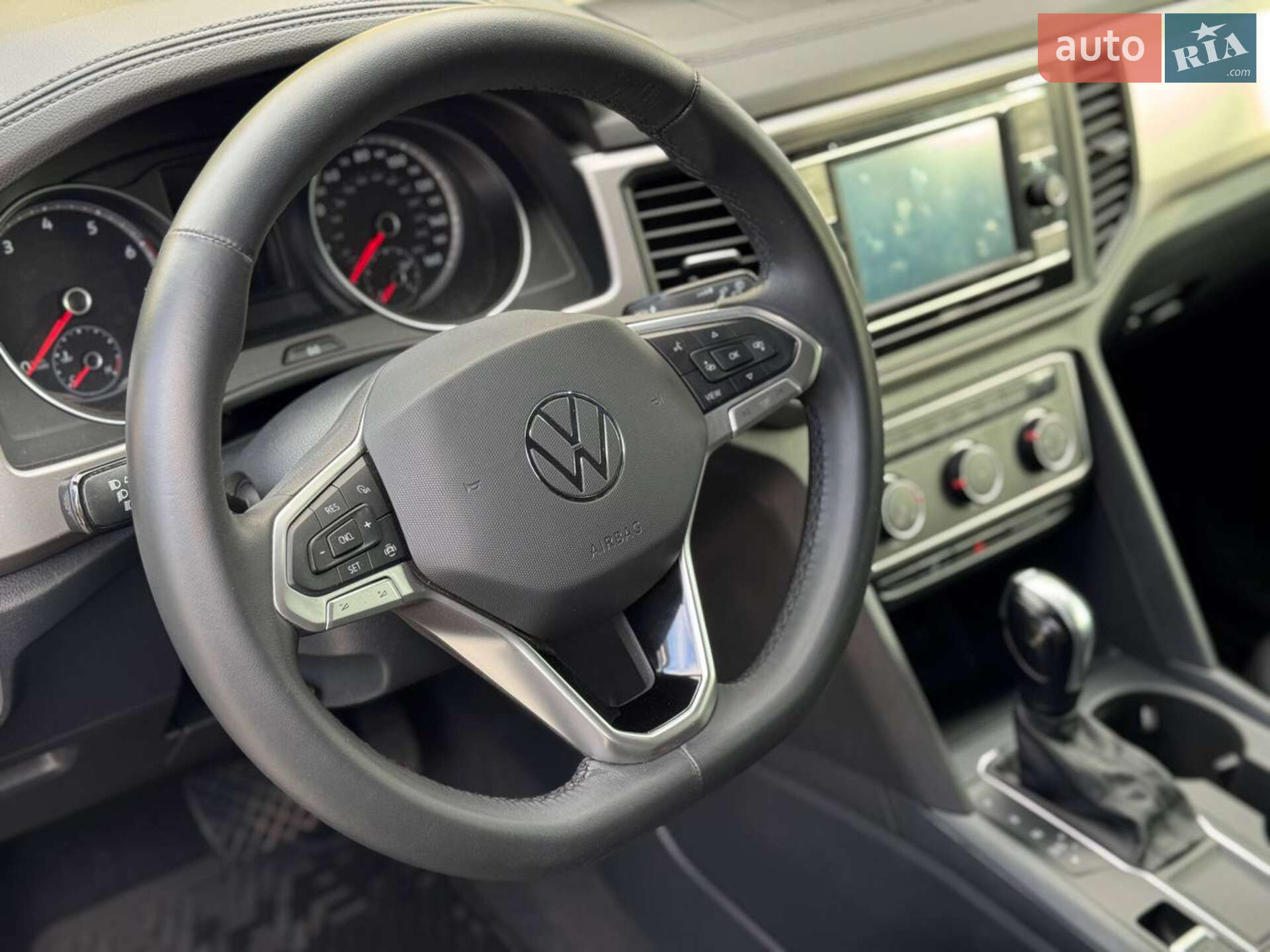 Volkswagen Atlas 2019 VIN 1V2AC2CA6LC200636 фото оголошення 18 з 30
