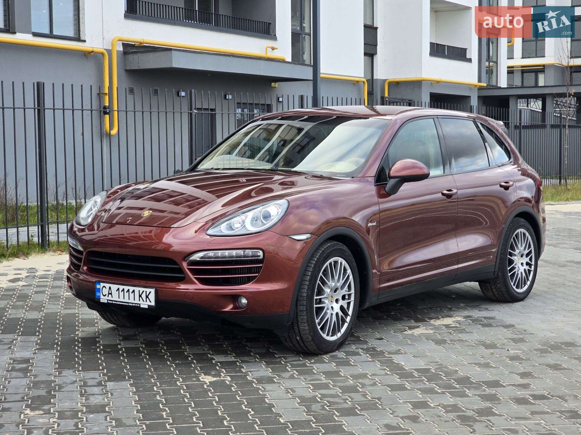 Porsche Cayenne 2011 VIN WP1ZZZ92ZBLA31981 фото оголошення 8 з 10