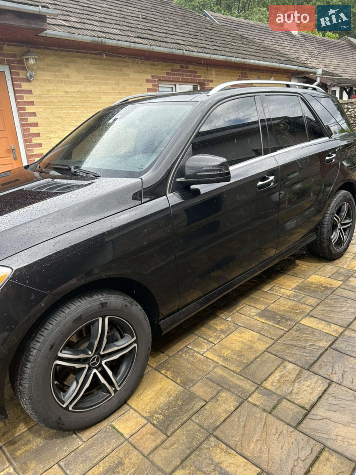 Mercedes-Benz M-Class 2015 VIN 4JGDA2EB4FA484113 фото оголошення 2 з 8